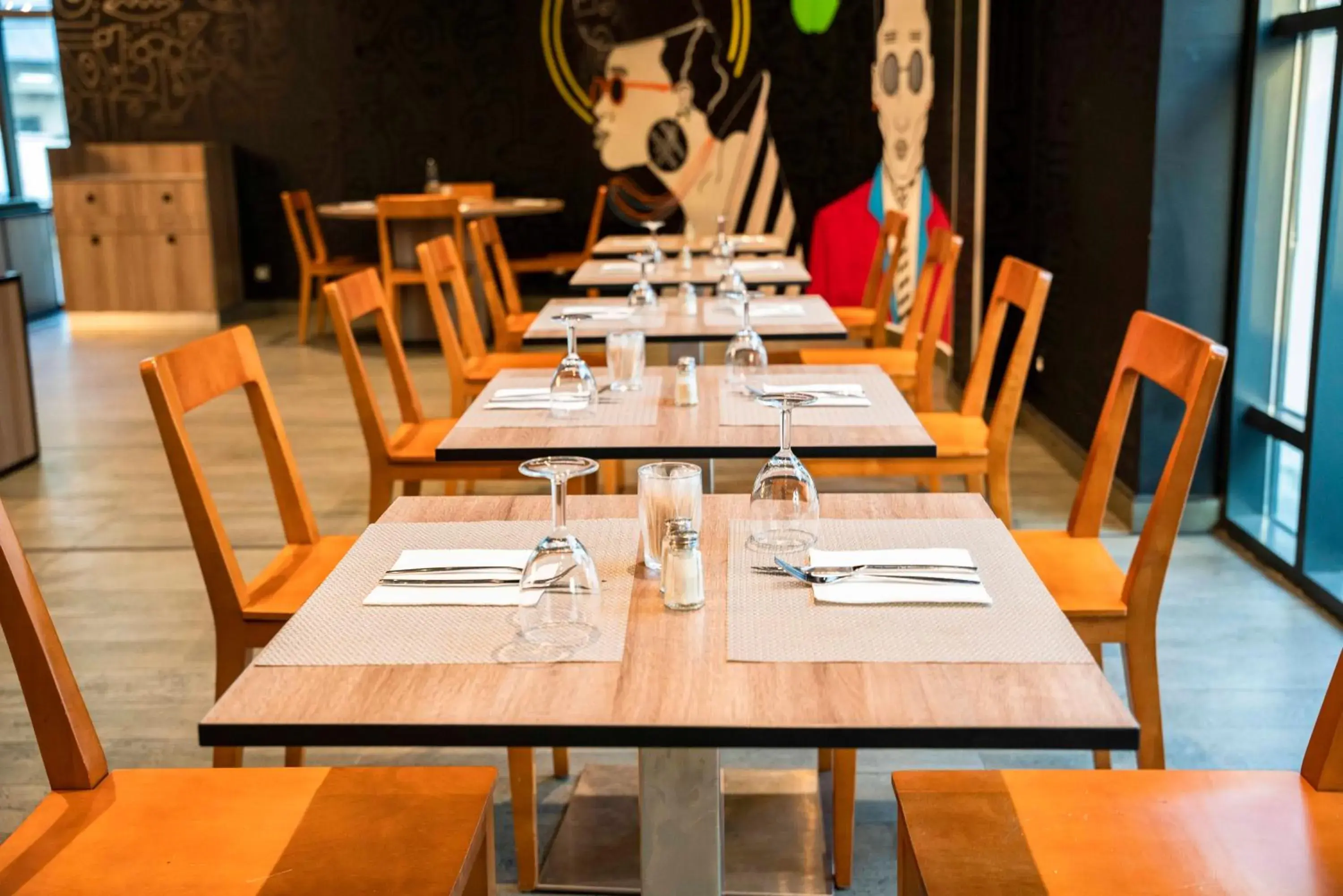 Restaurant/places to eat in ONOMO Hotel Douala Restaurant/places to eat in ONOMO Hotel Douala