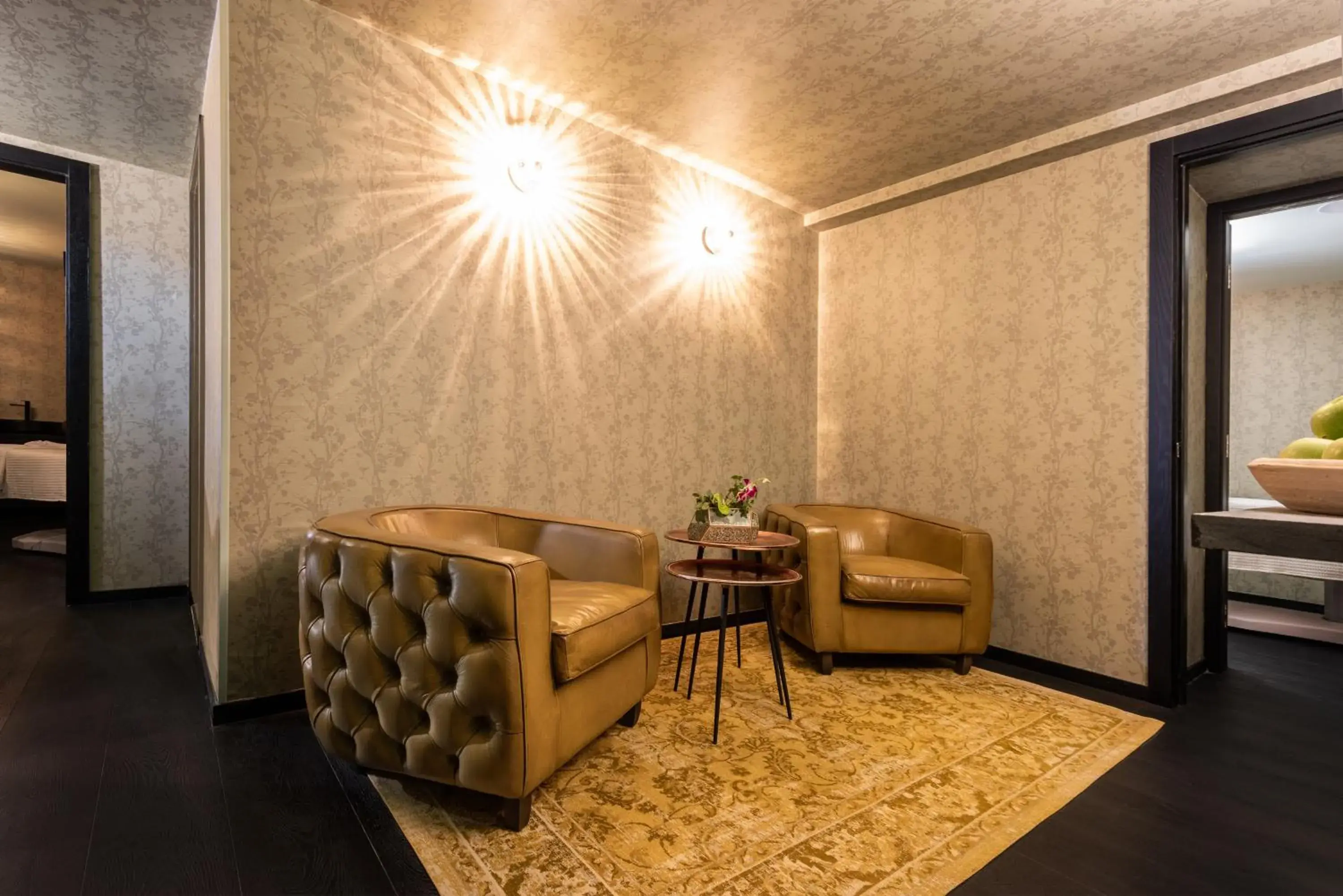 Property building in Bachar House Property building in Bachar House