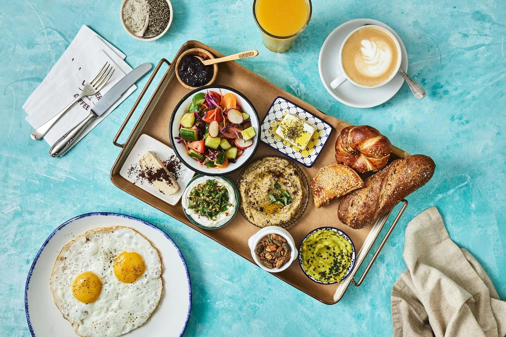 Breakfast in Bachar House