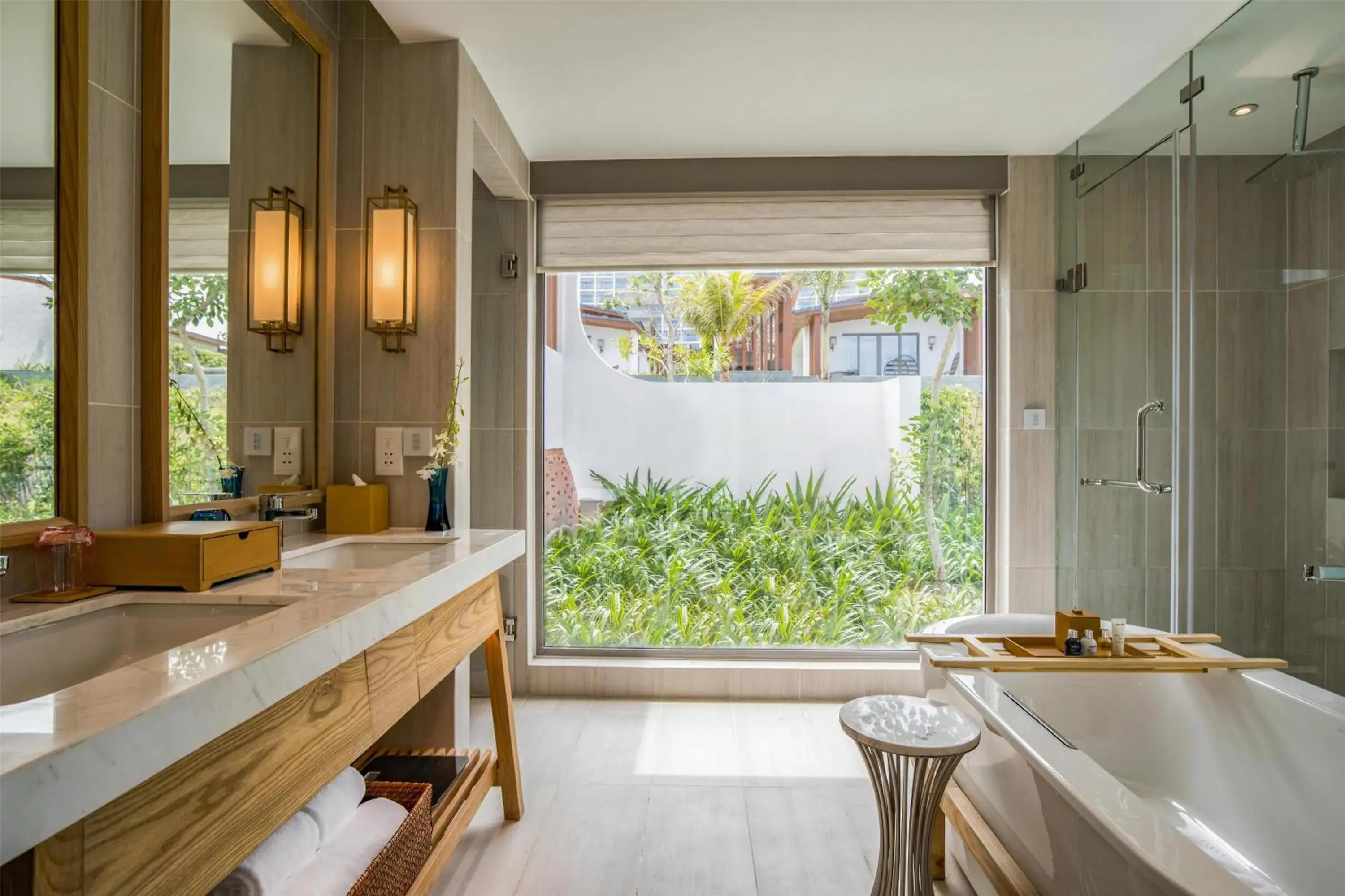 One-Bedroom Pool Villa with Ocean View - Free Access to Executive Lounge in Radisson Blu Resort Cam Ranh One-Bedroom Pool Villa with Ocean View - Free Access to Executive Lounge in Radisson Blu Resort Cam Ranh