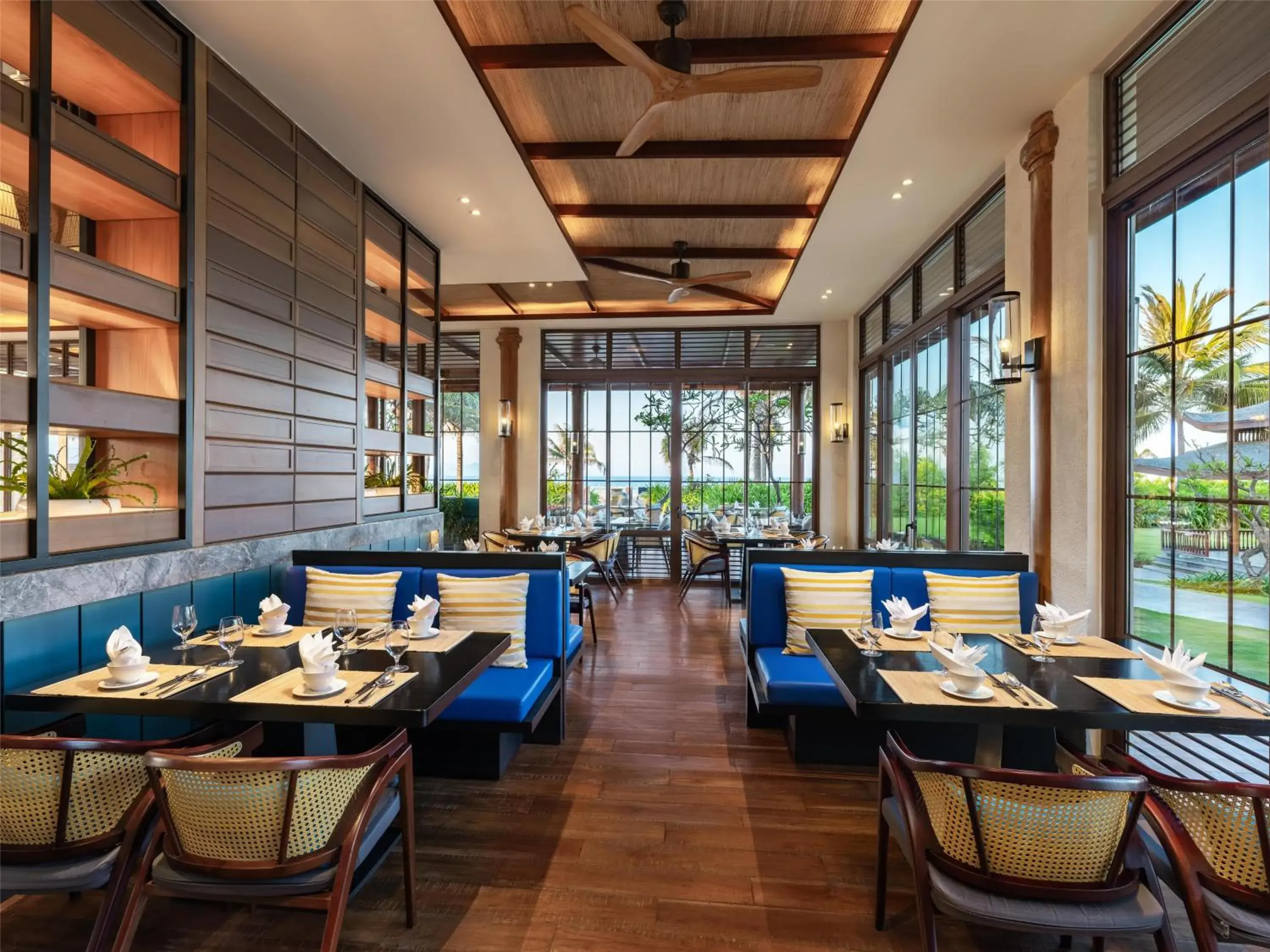 Restaurant/places to eat in Radisson Blu Resort Cam Ranh Restaurant/places to eat in Radisson Blu Resort Cam Ranh