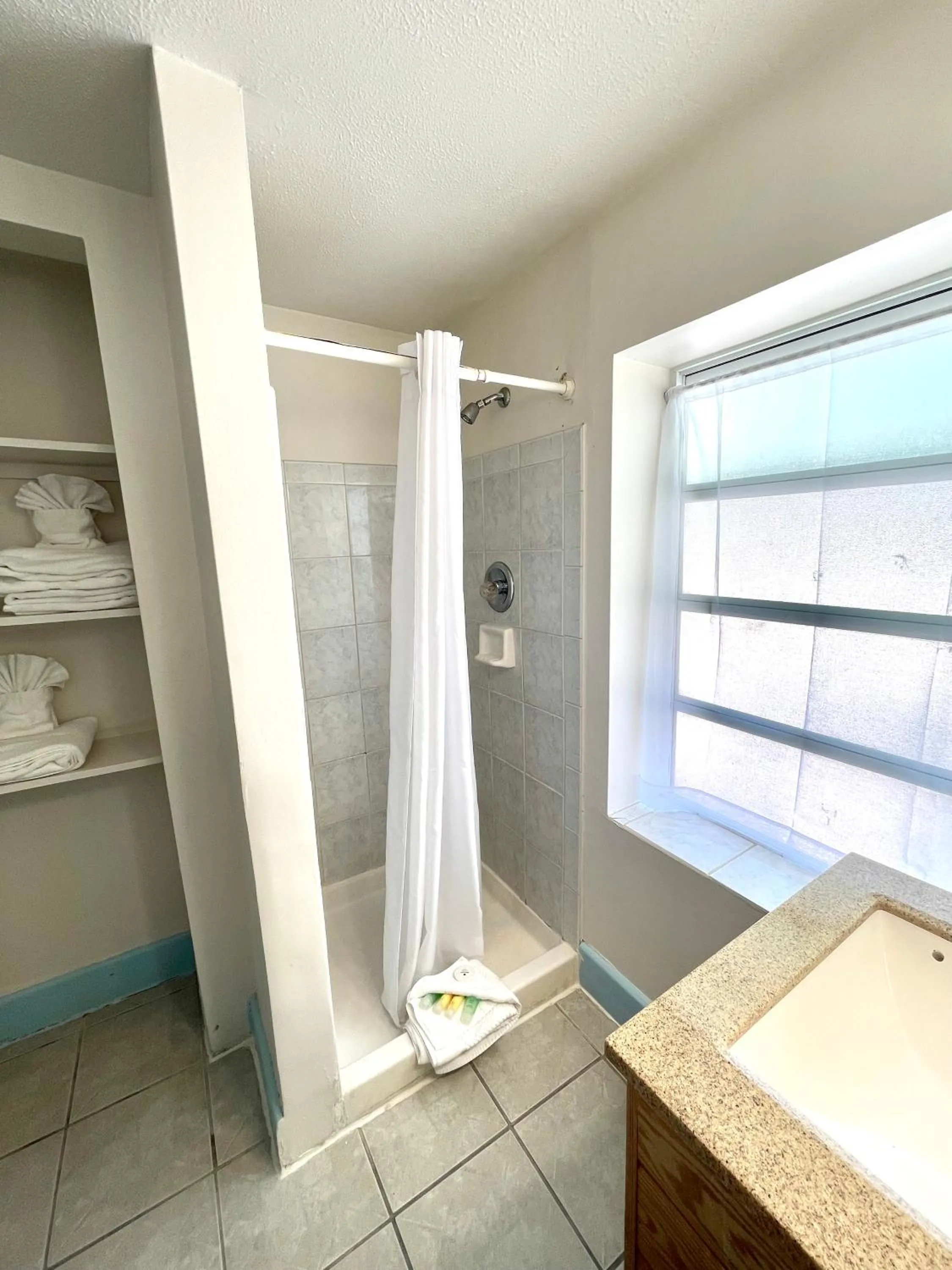 Bed in Coconut Cove Resort & Marina