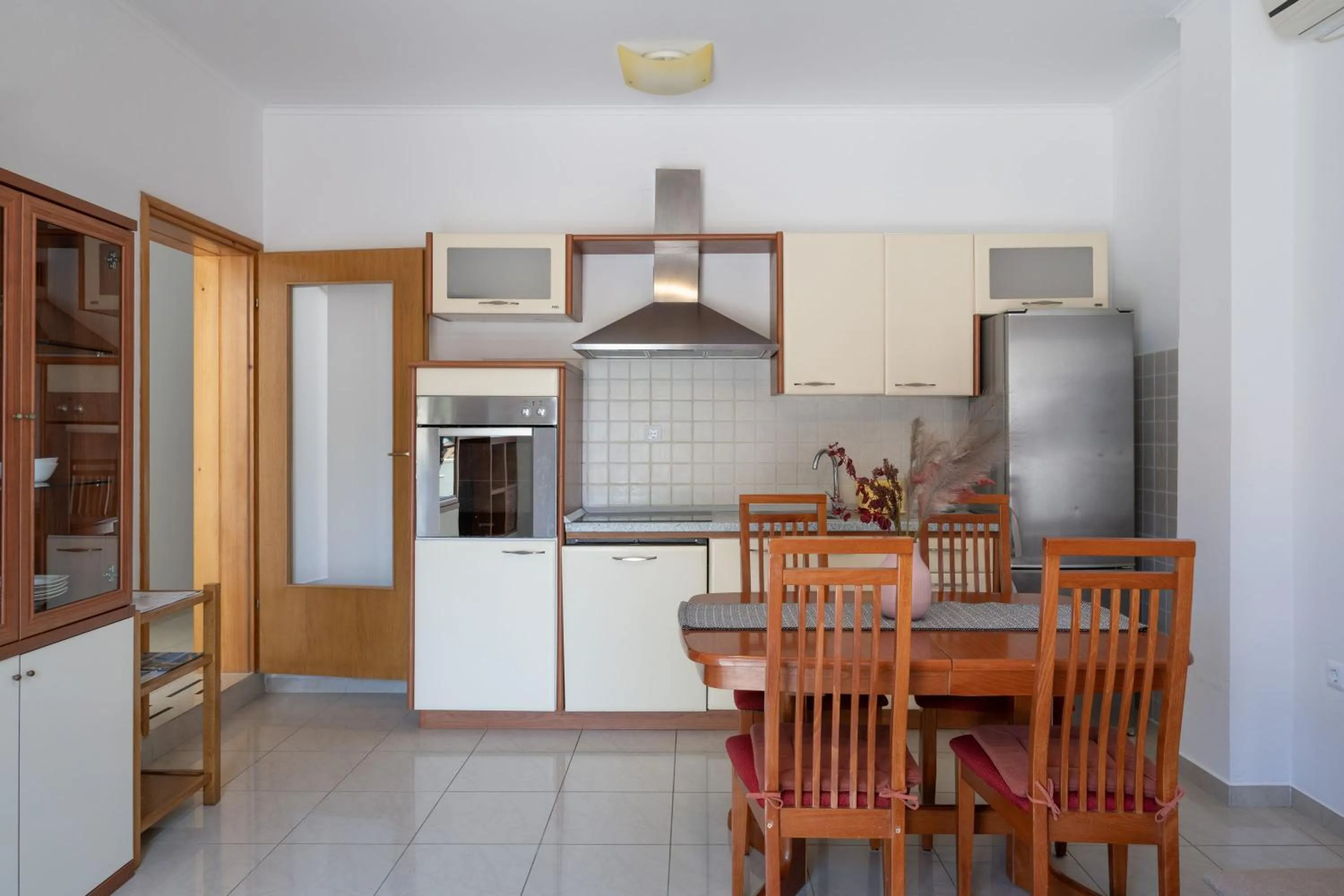 Dining area in Apartments K & N