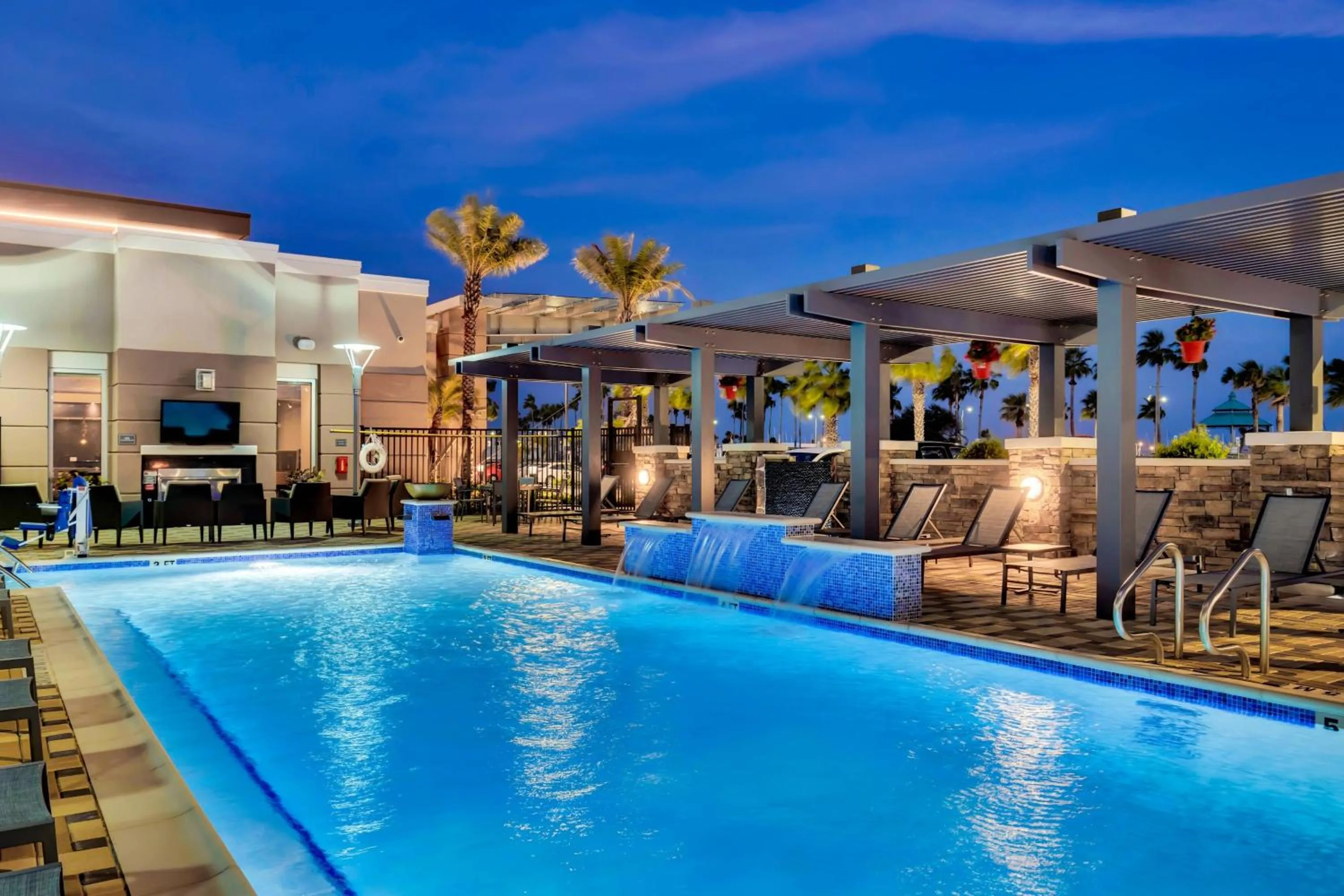 Swimming pool in Residence Inn by Marriott Corpus Christi Downtown