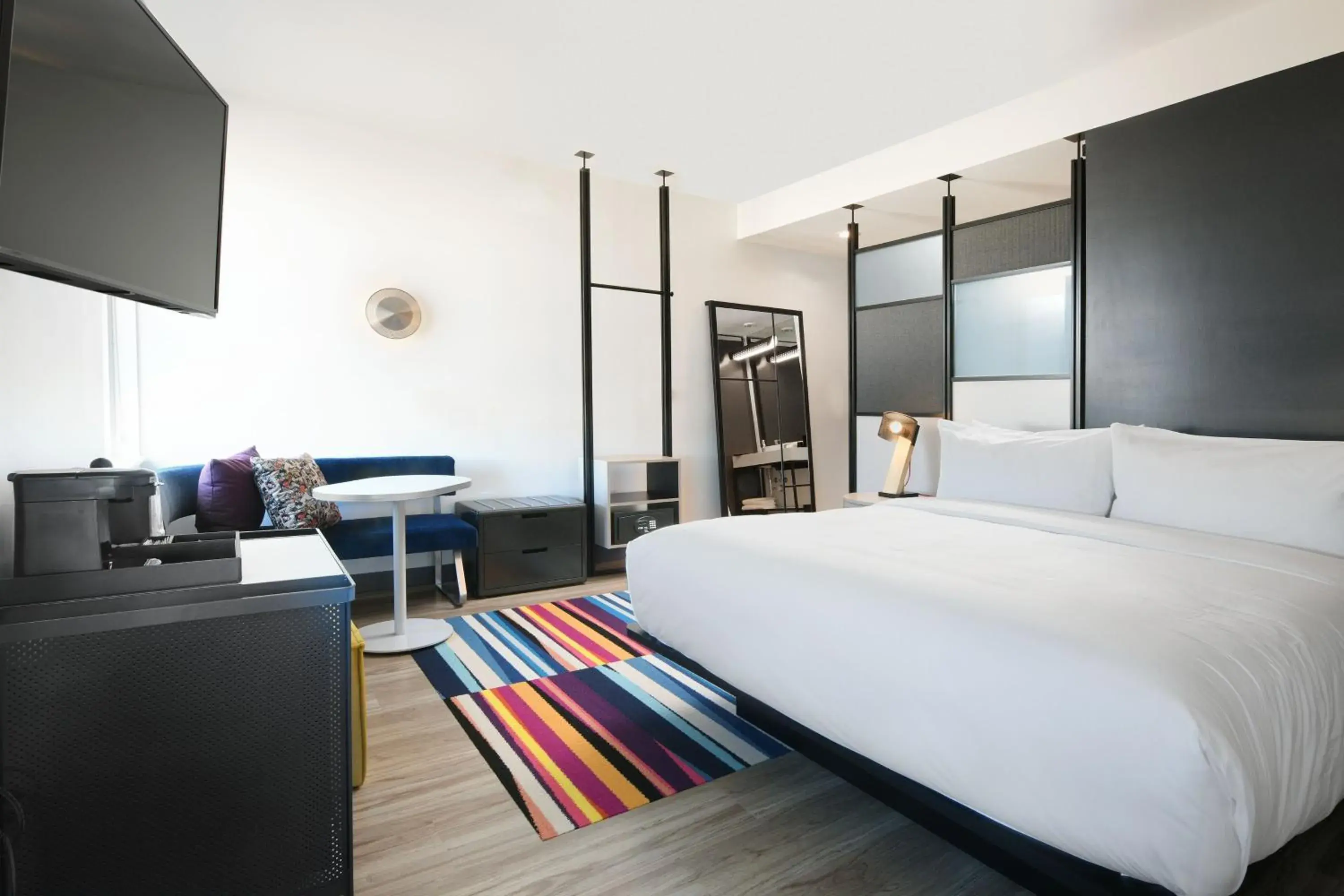 Guest Room, 1 King in Aloft Dallas Euless Guest Room, 1 King in Aloft Dallas Euless