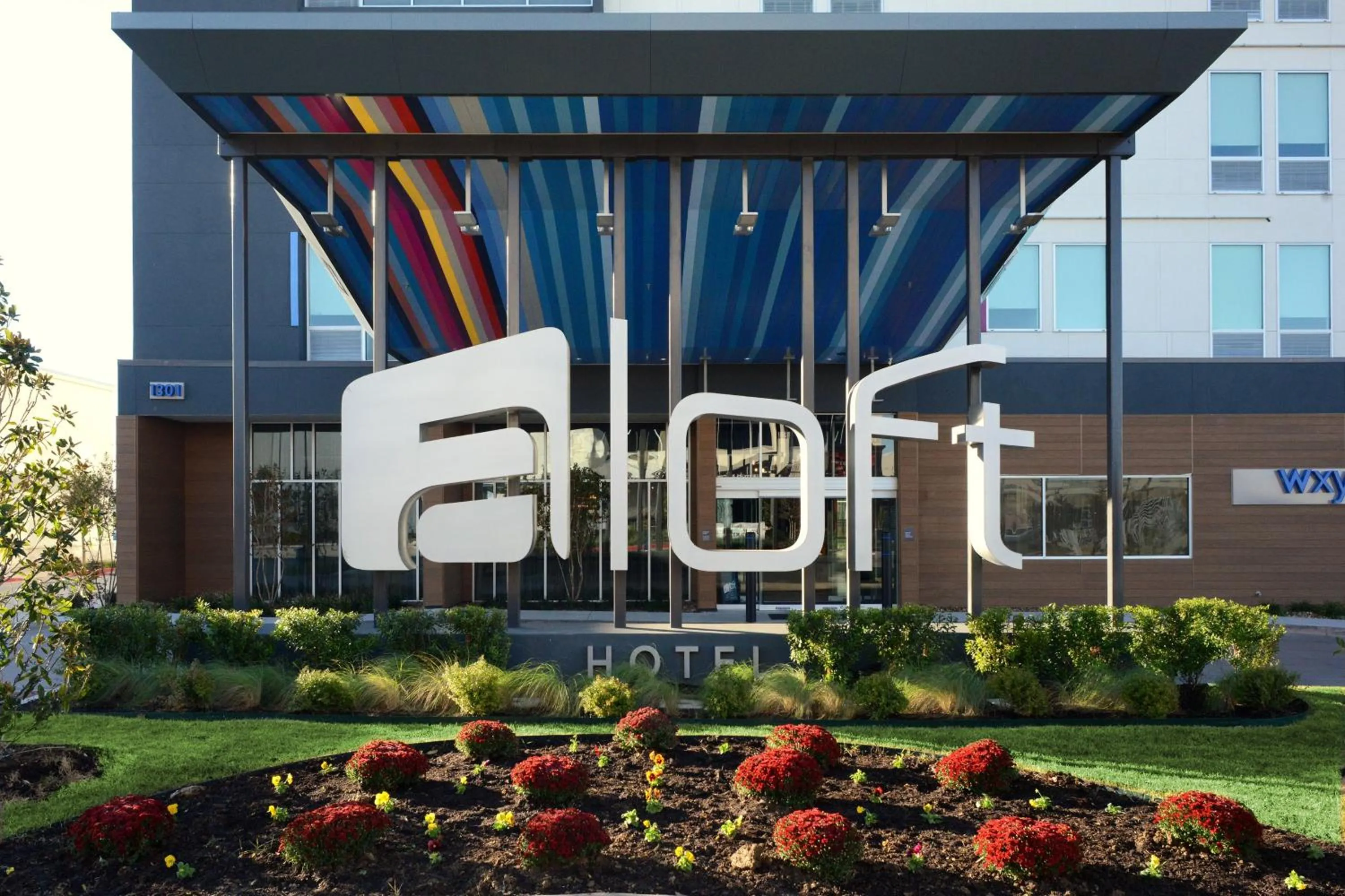 Property building in Aloft Dallas Euless