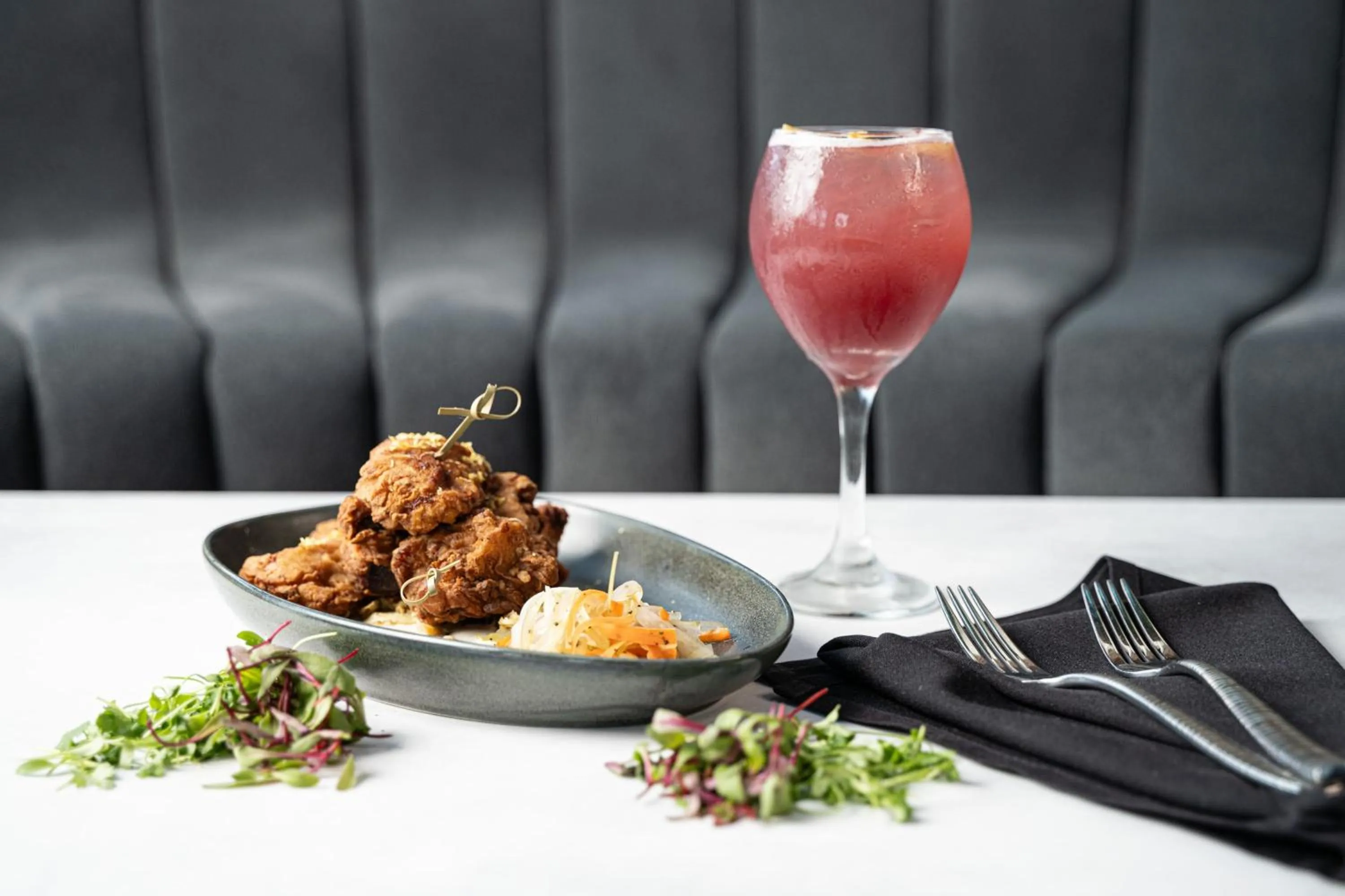 Restaurant/places to eat in SpringHill Suites by Marriott Fort Worth Historic Stockyards