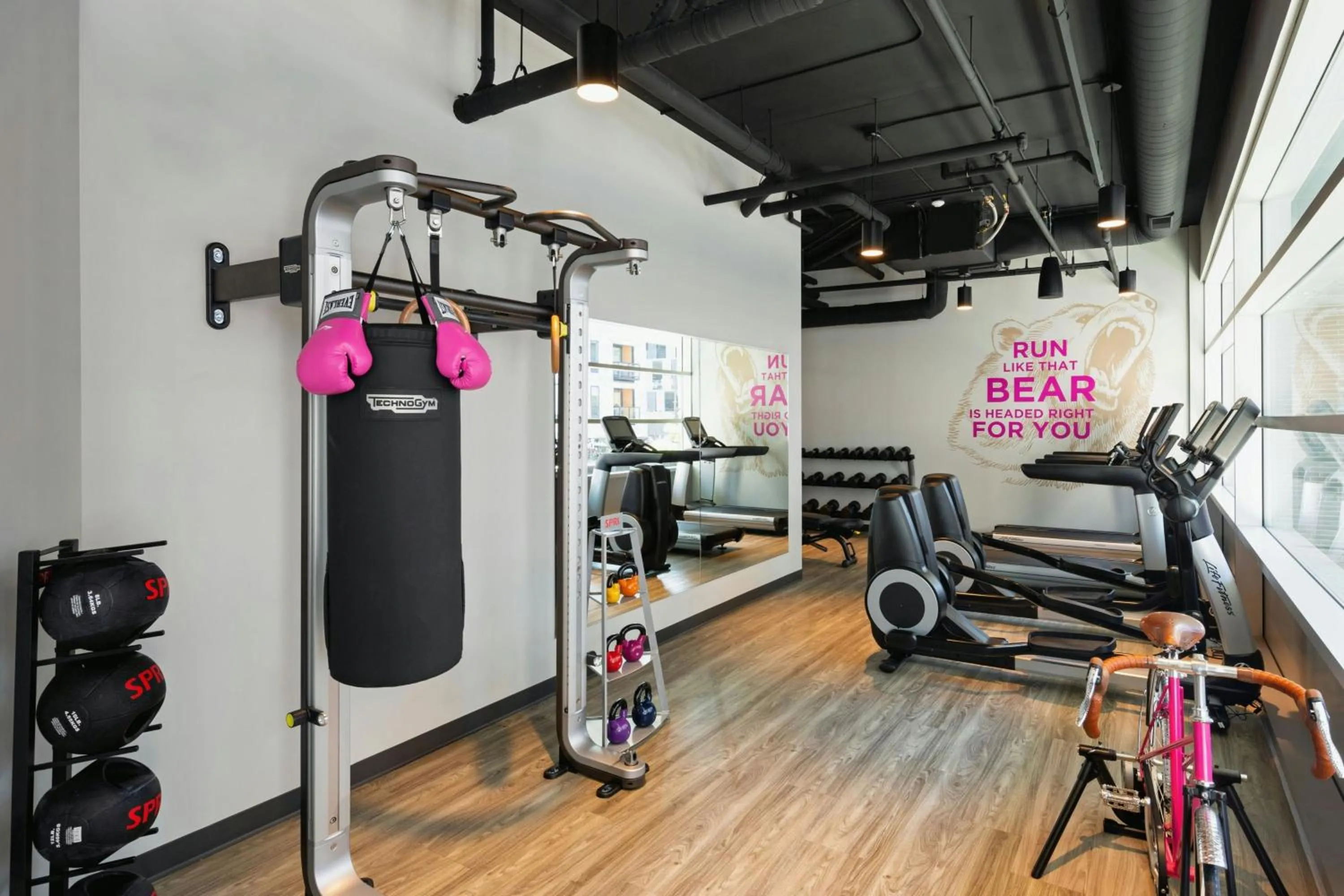 Fitness centre/facilities in Moxy Minneapolis Downtown