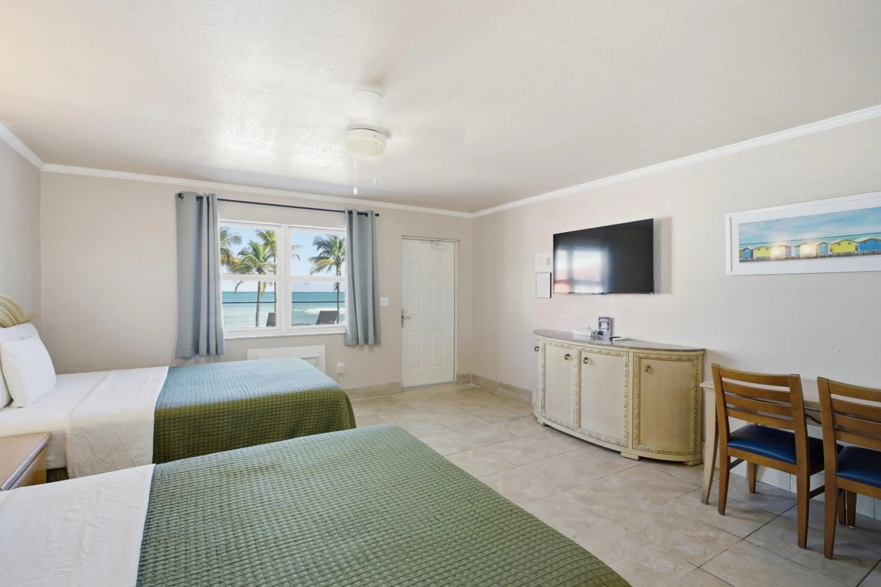 Bed in La Terrace Oceanfront