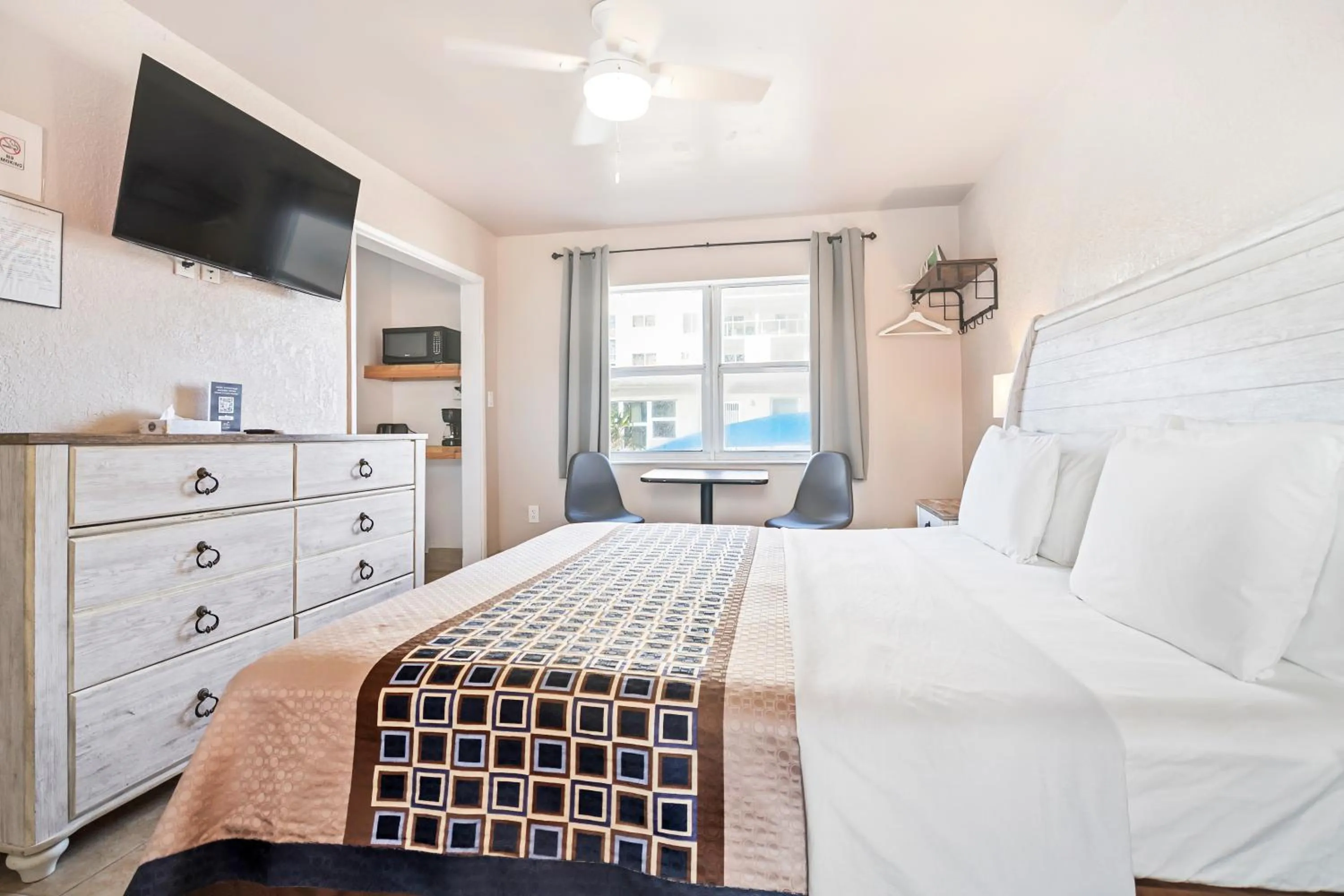 Bed in La Terrace Oceanfront