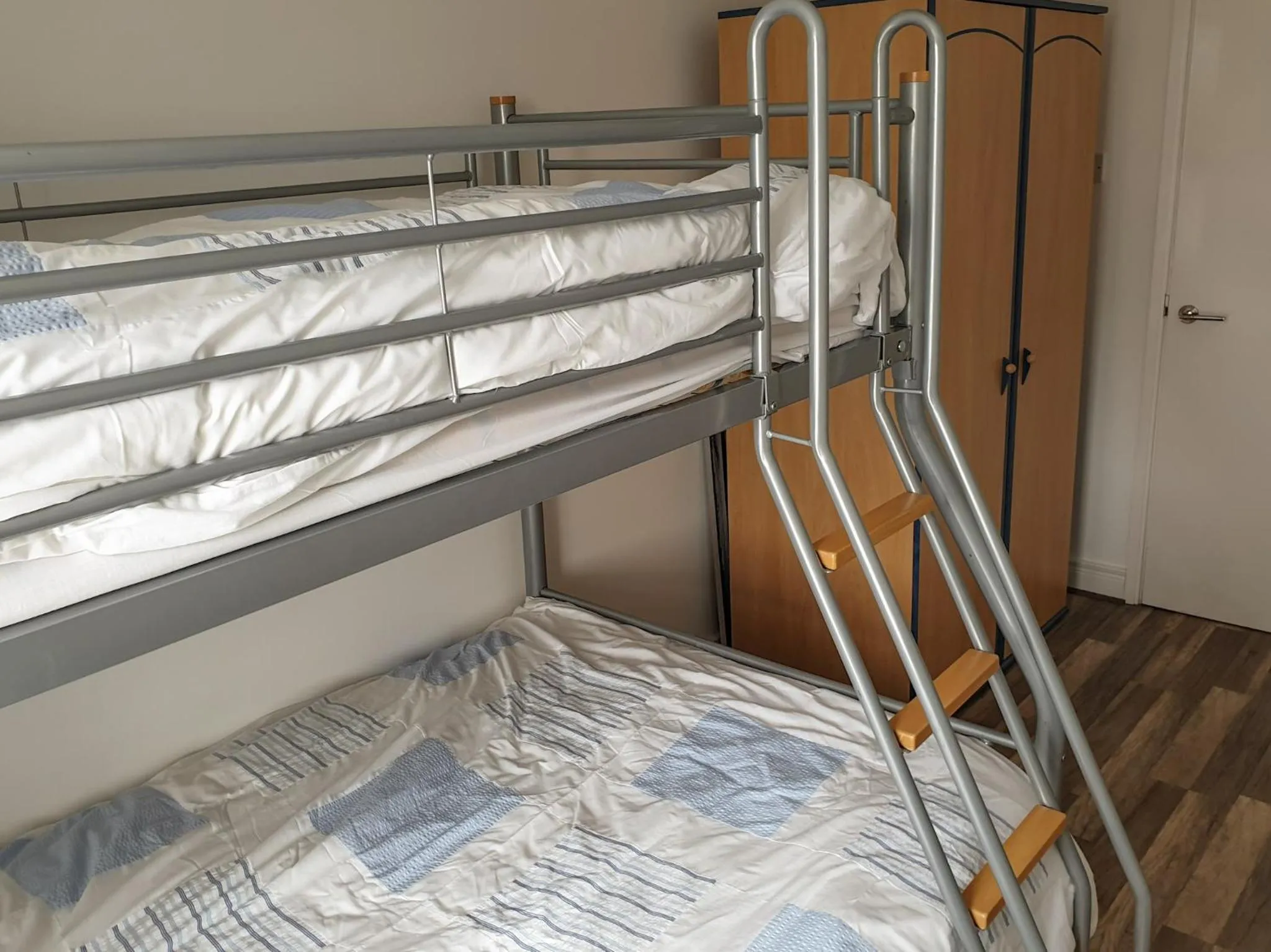 Bedroom, Bed in Coastal View