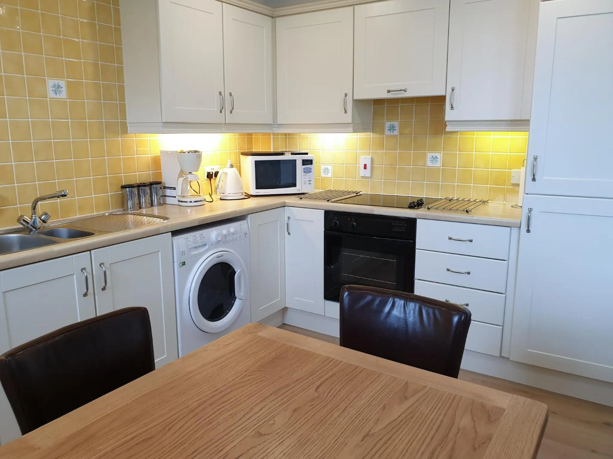 Dining area in Coastal View