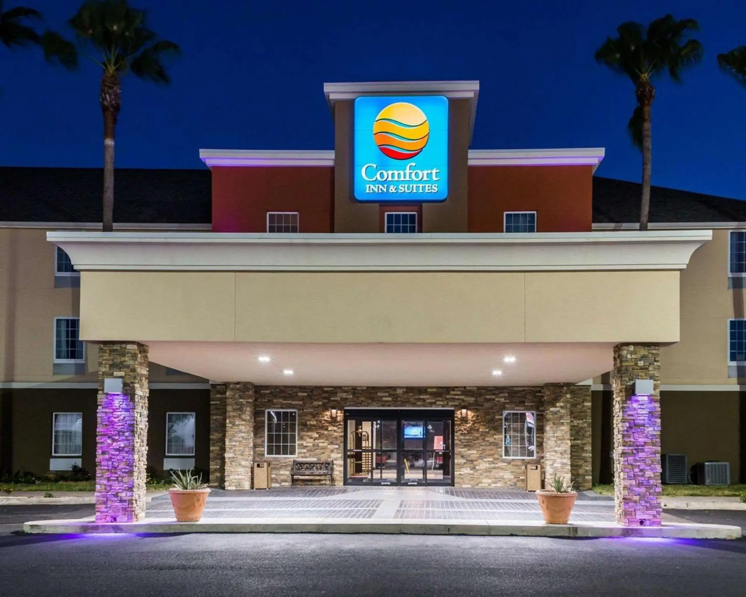 Property building in Comfort Inn & Suites Pharr - McAllen Property building in Comfort Inn & Suites Pharr - McAllen