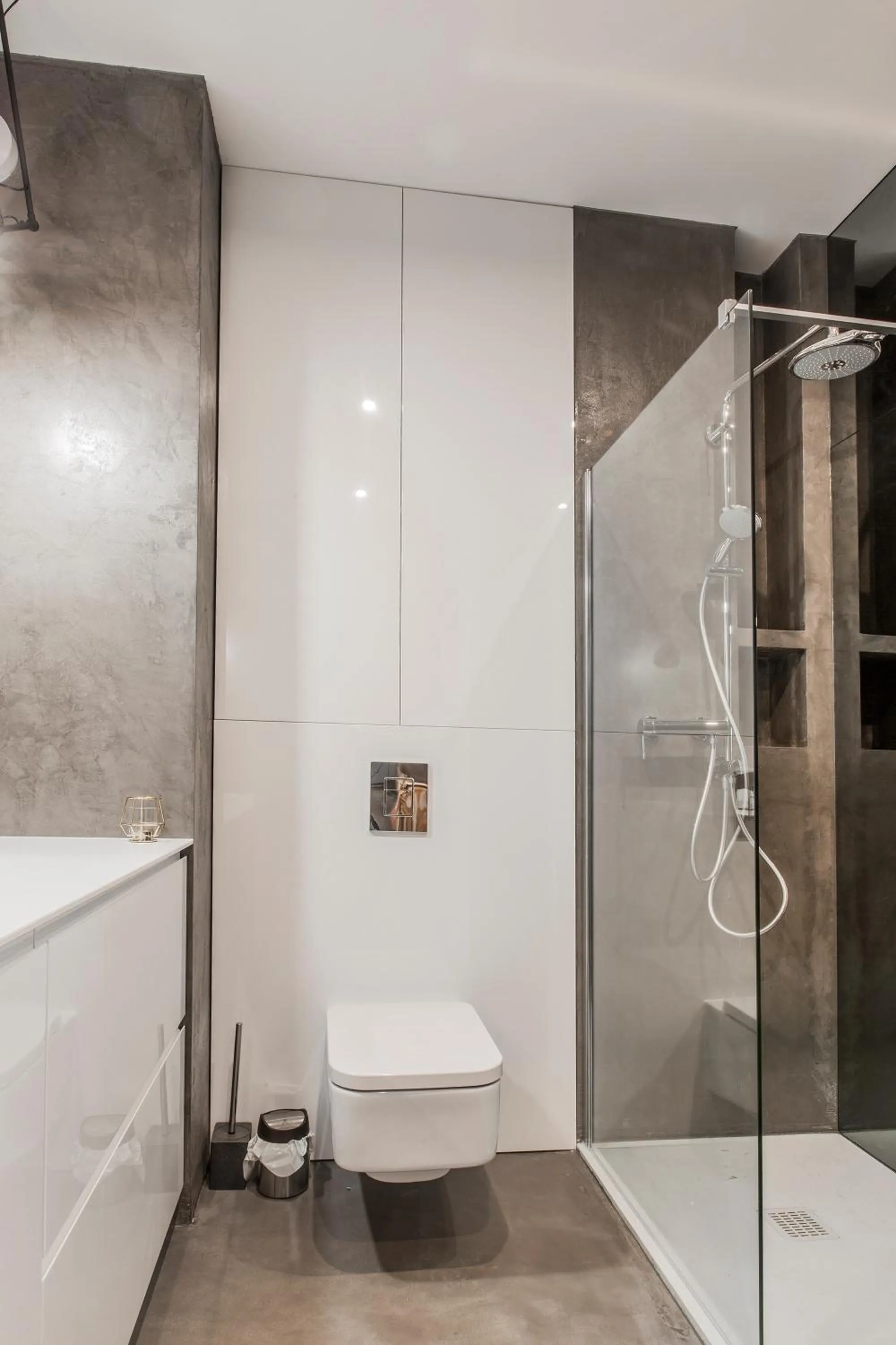 Shower in City Break Gdańsk Rajska 8 Apartamenty