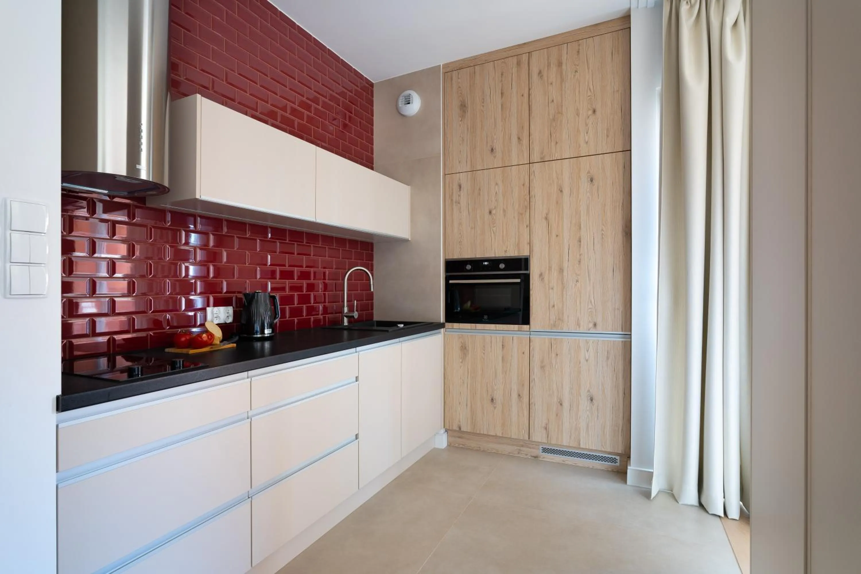 Kitchen or kitchenette in City Break Gdańsk Rajska 8 Apartamenty