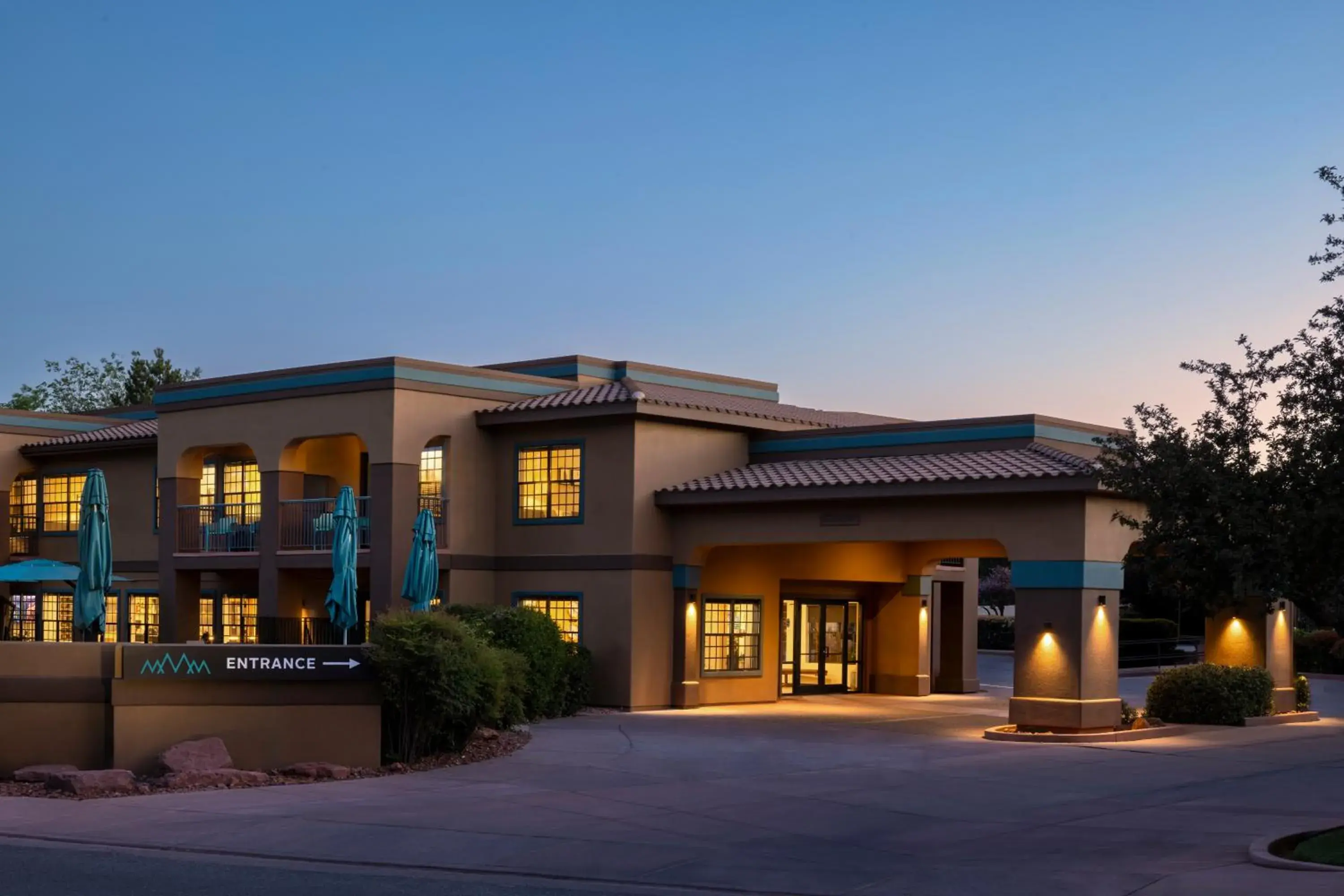 Property building in Mountain Modern Resort Sedona Property building in Mountain Modern Resort Sedona