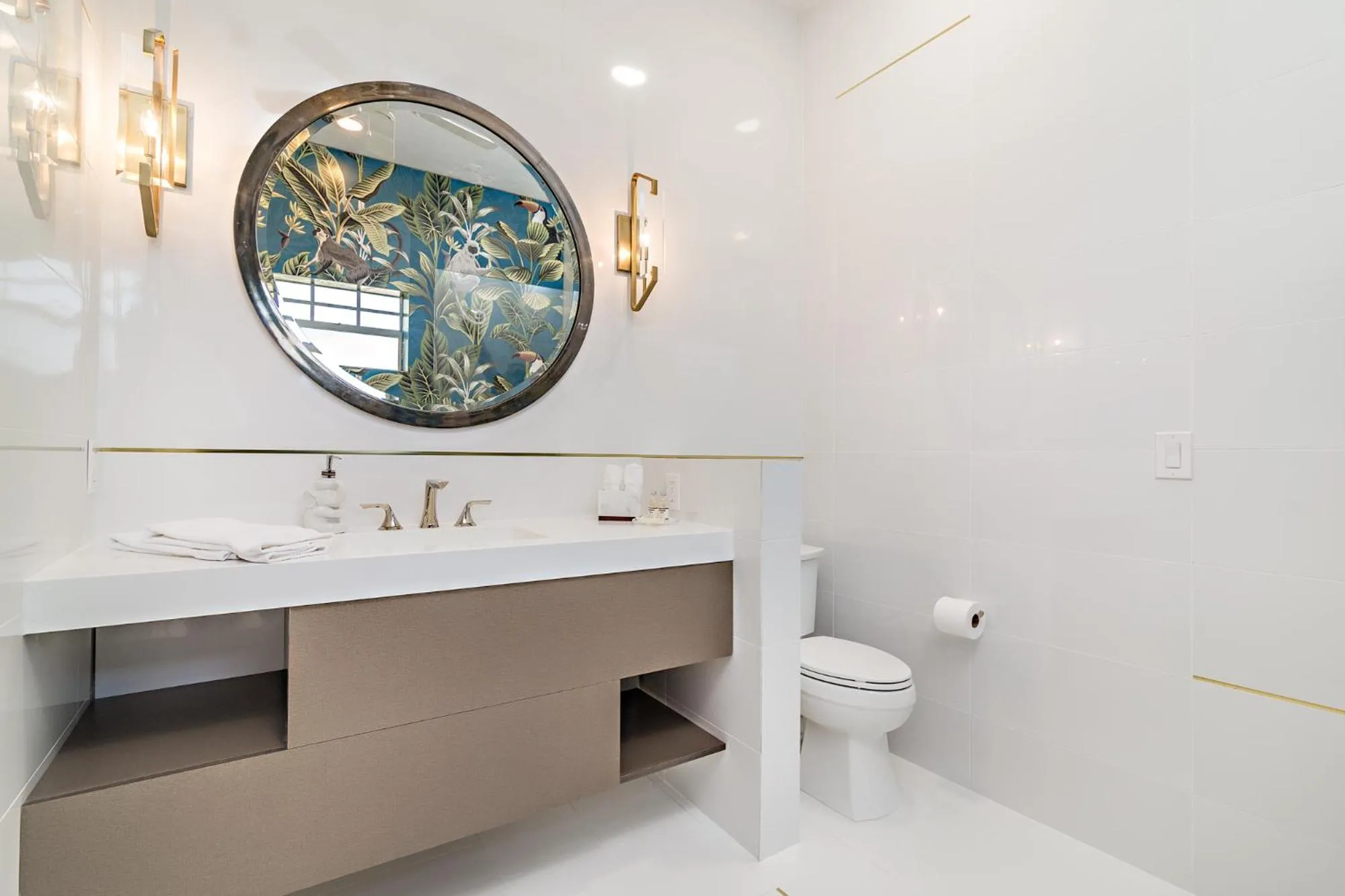 Bathroom in Grandview Gardens