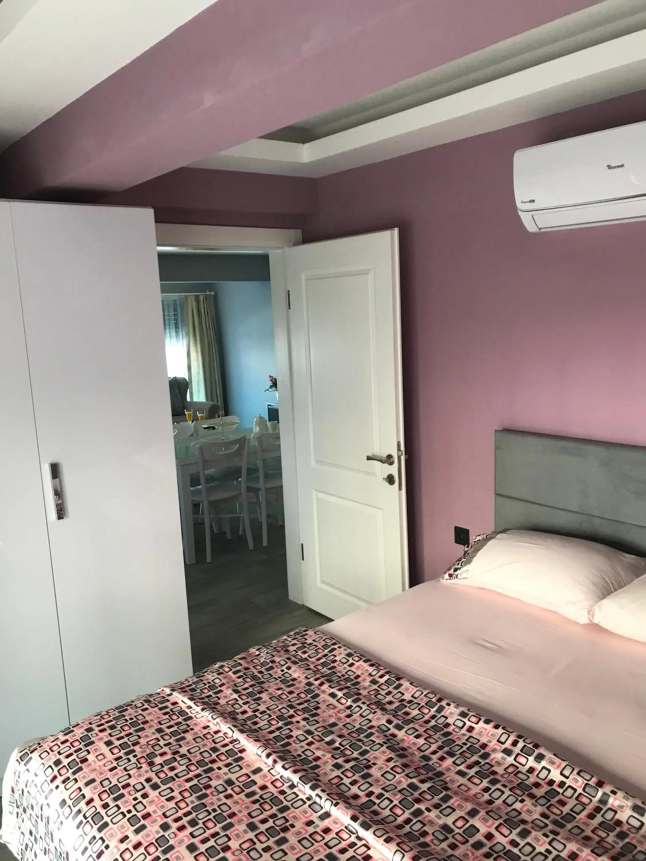 Bedroom, Bed in X SUITE APART