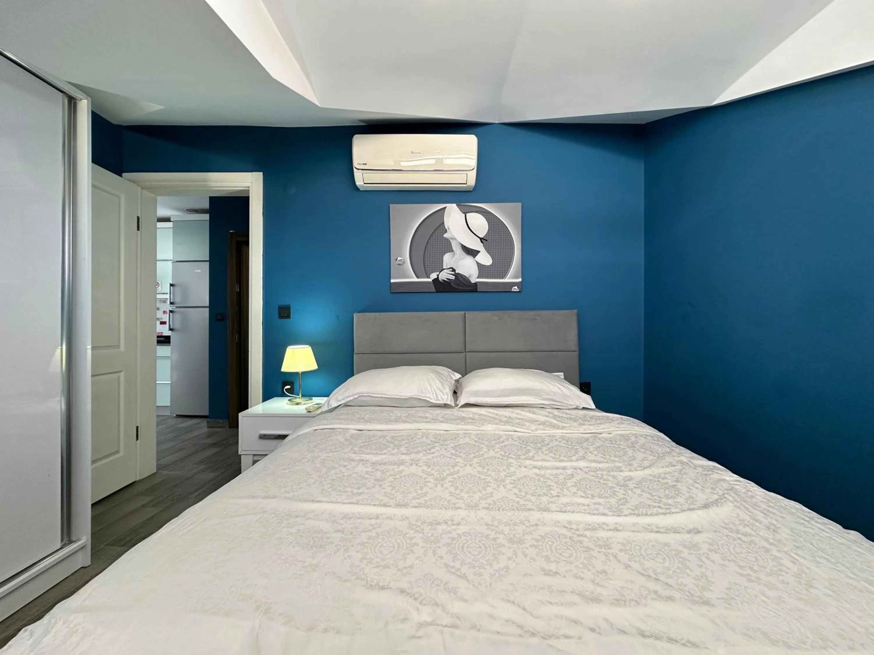 Bedroom, Bed in X SUITE APART