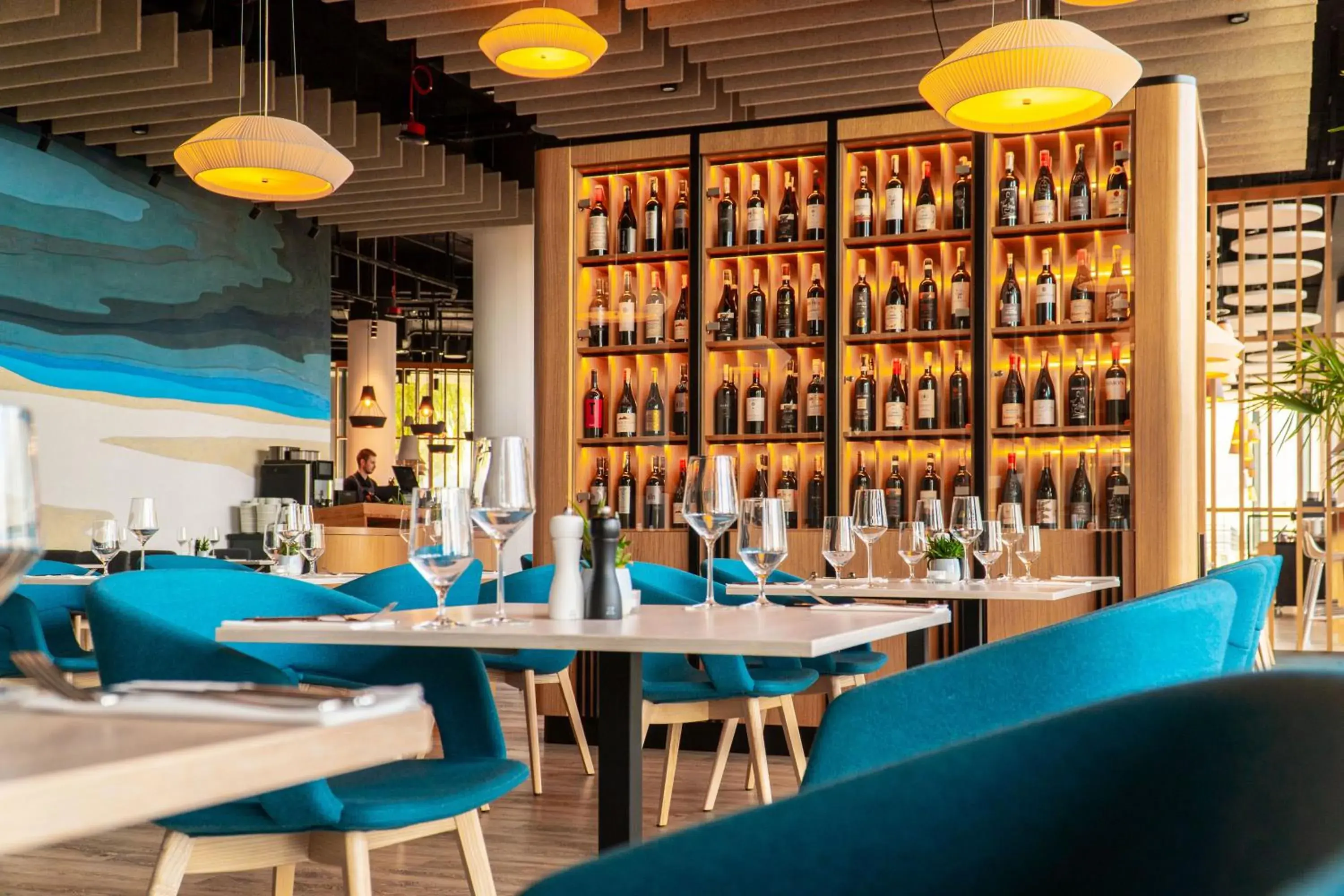 Restaurant/places to eat in Seaside Park Hotel Restaurant/places to eat in Seaside Park Hotel