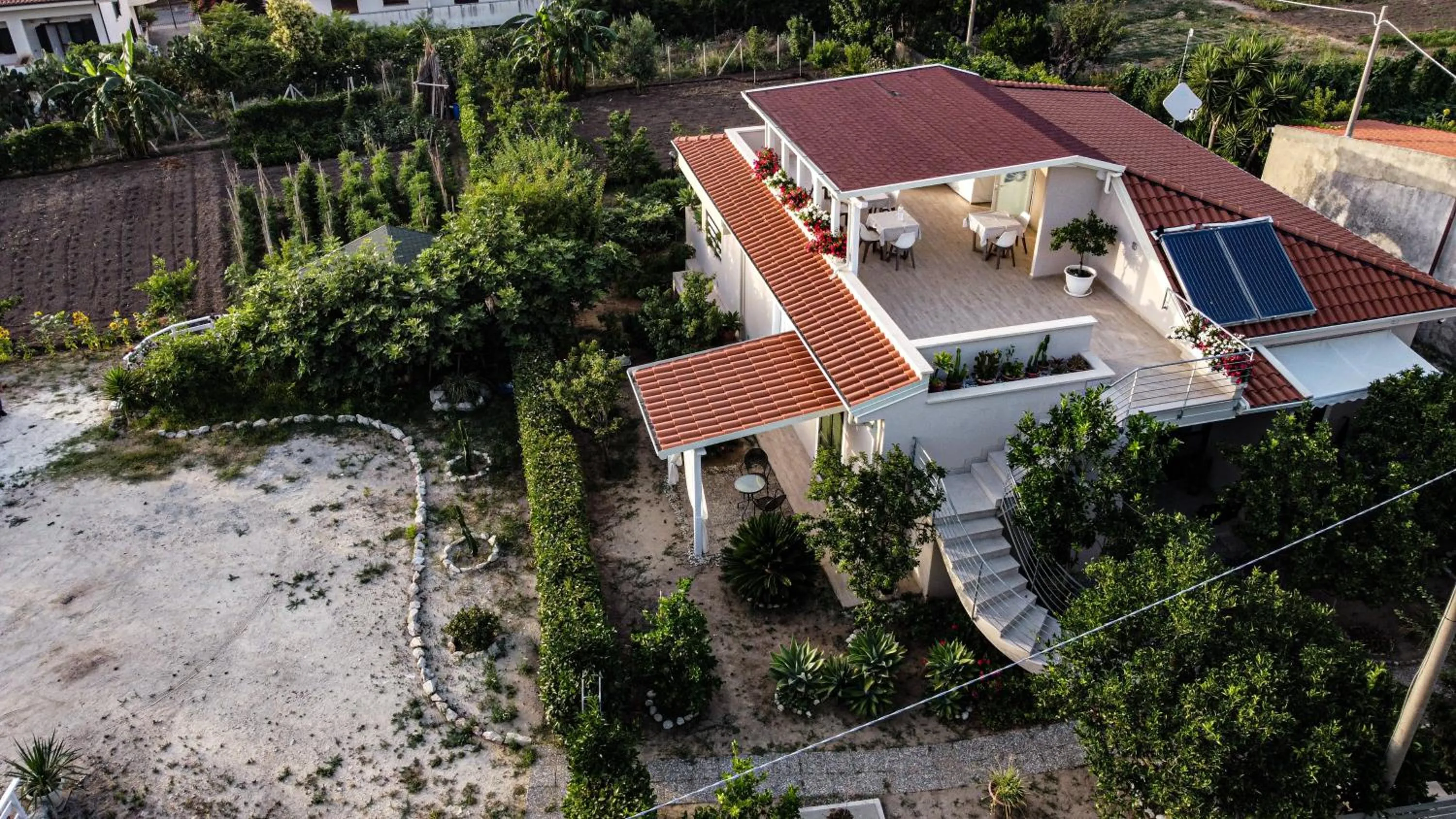 Michelino House