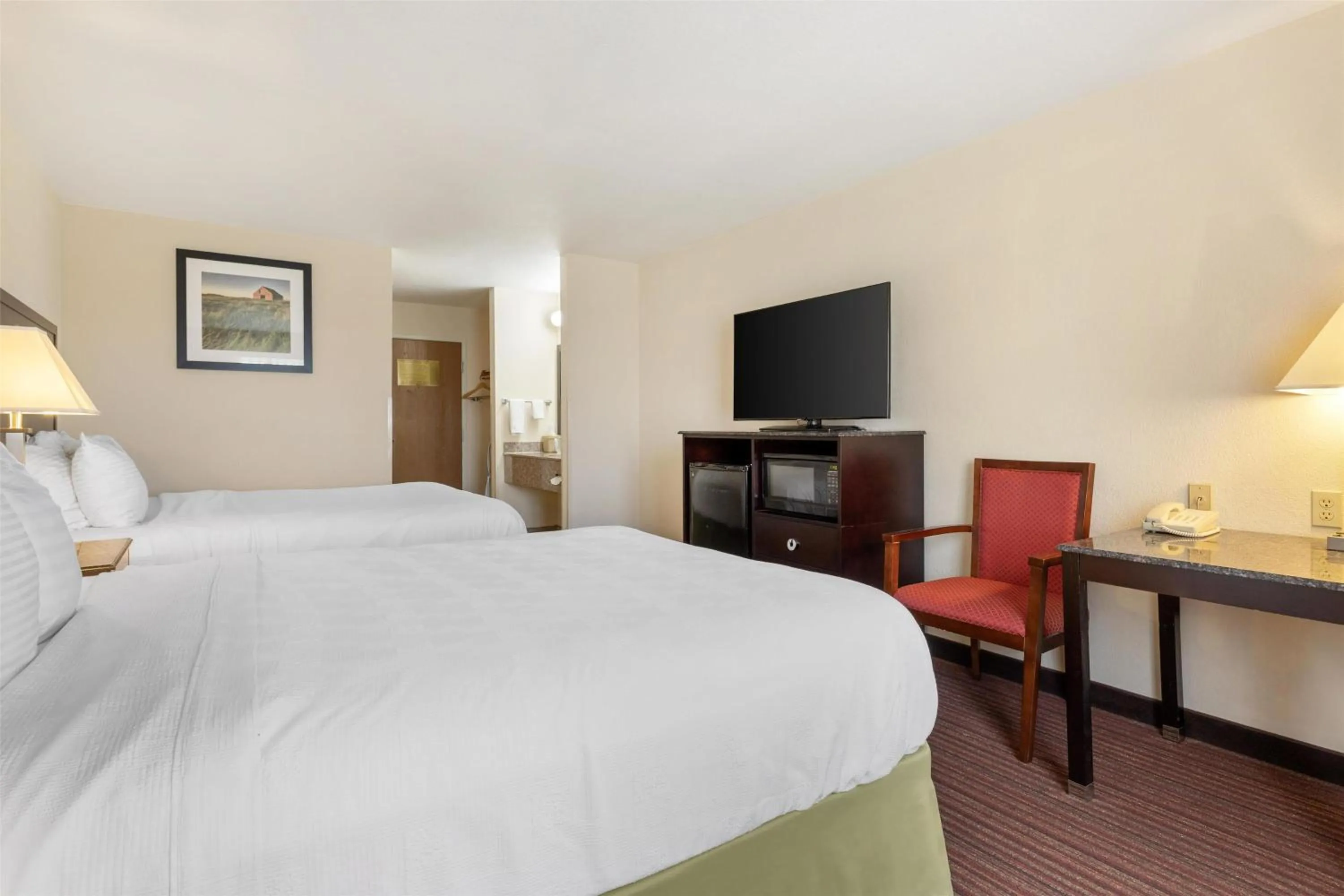 Bedroom, Bed in Best Western Parsons Inn