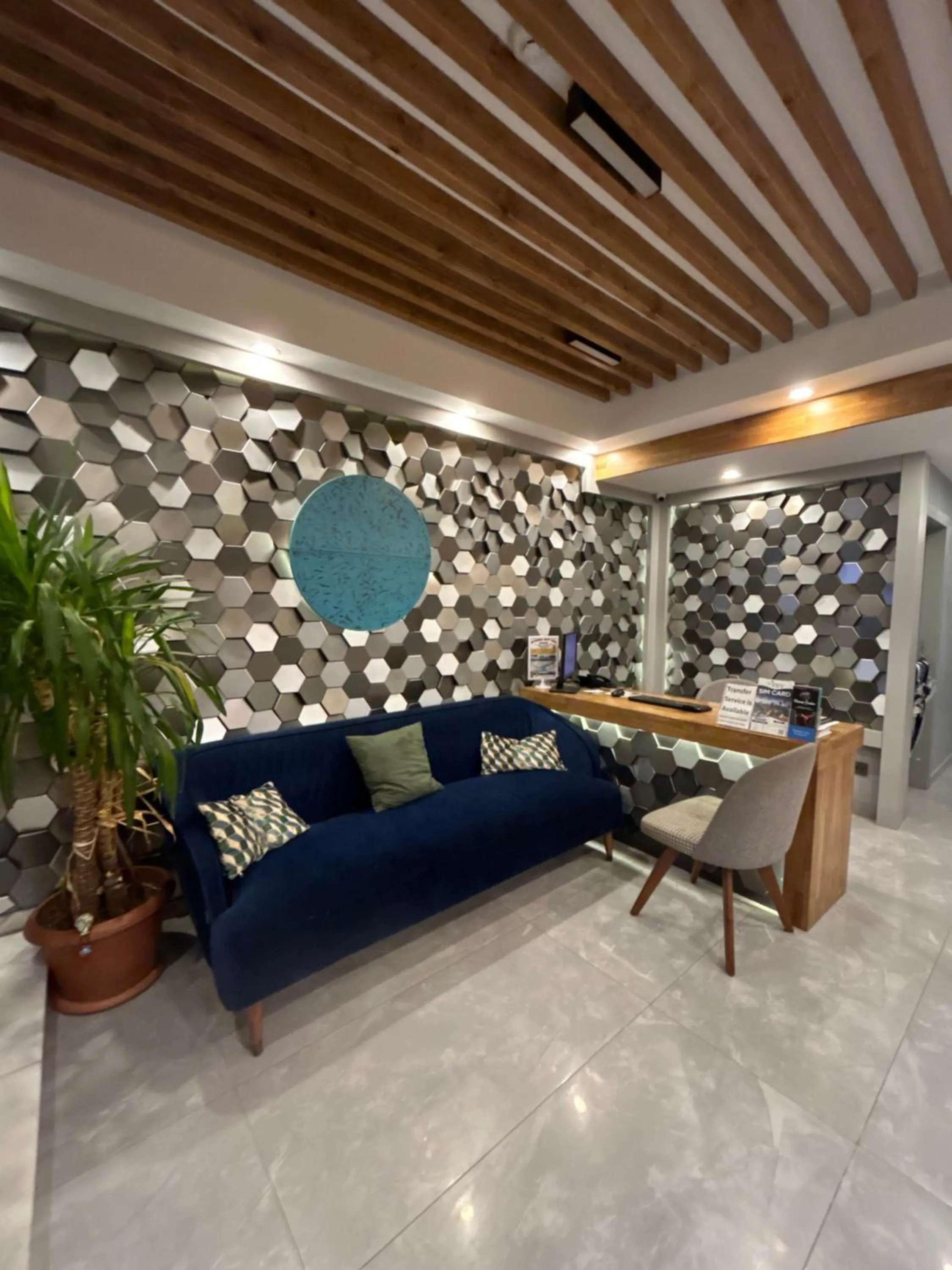 Restaurant/places to eat in Basilissis Hotel