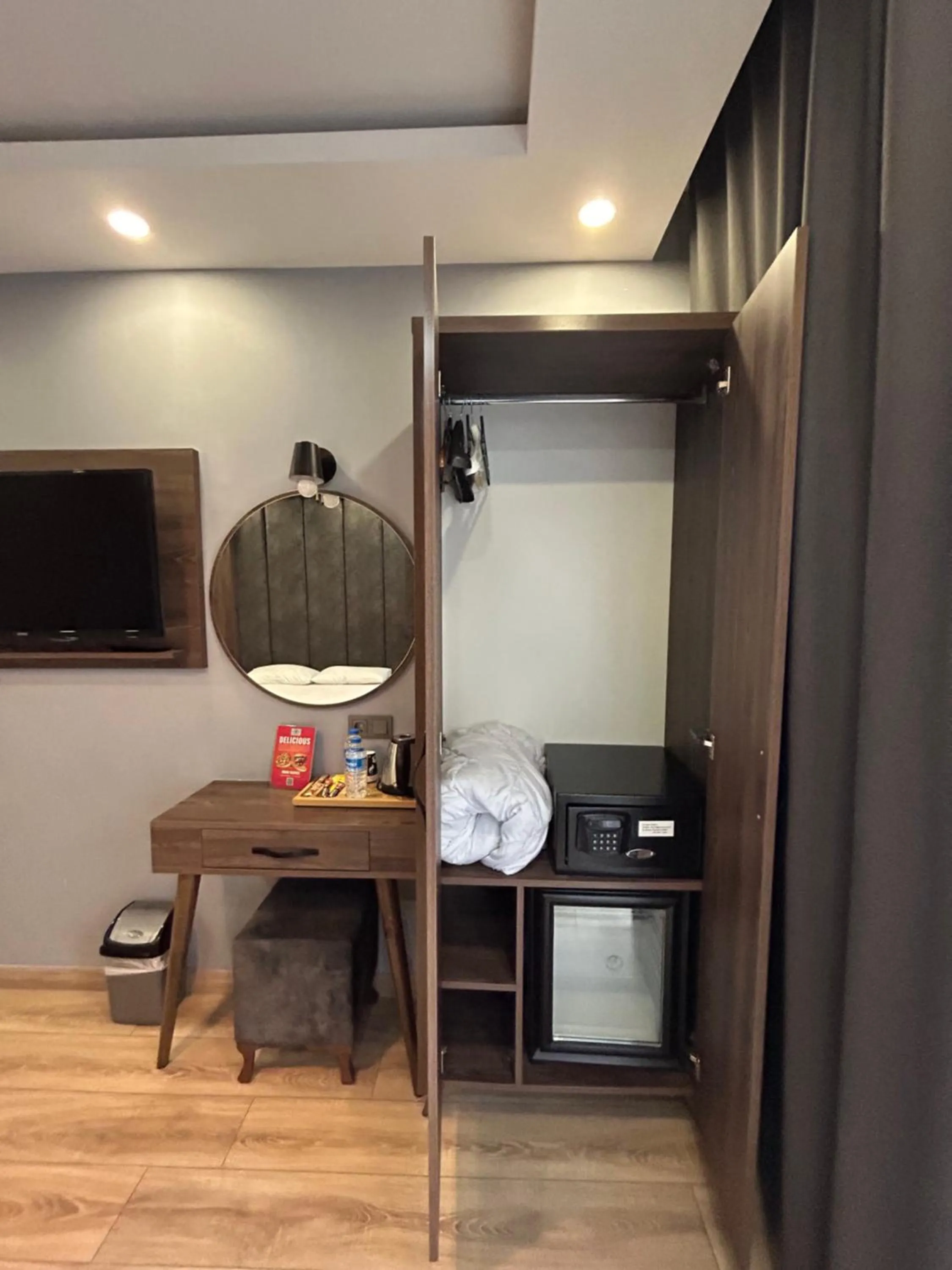 wardrobe in Basilissis Hotel