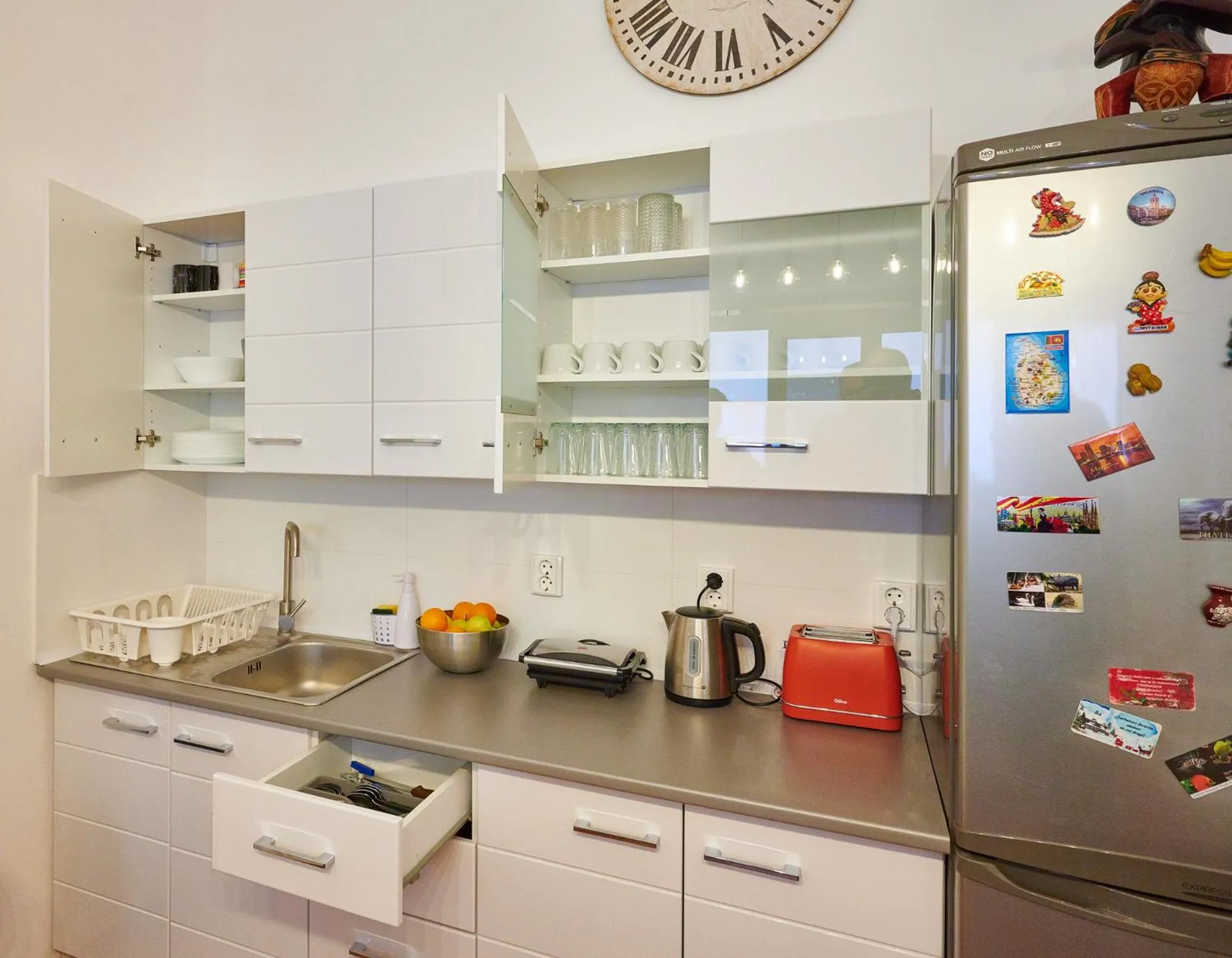 Coffee/tea facilities in SECRET boutique Hostel