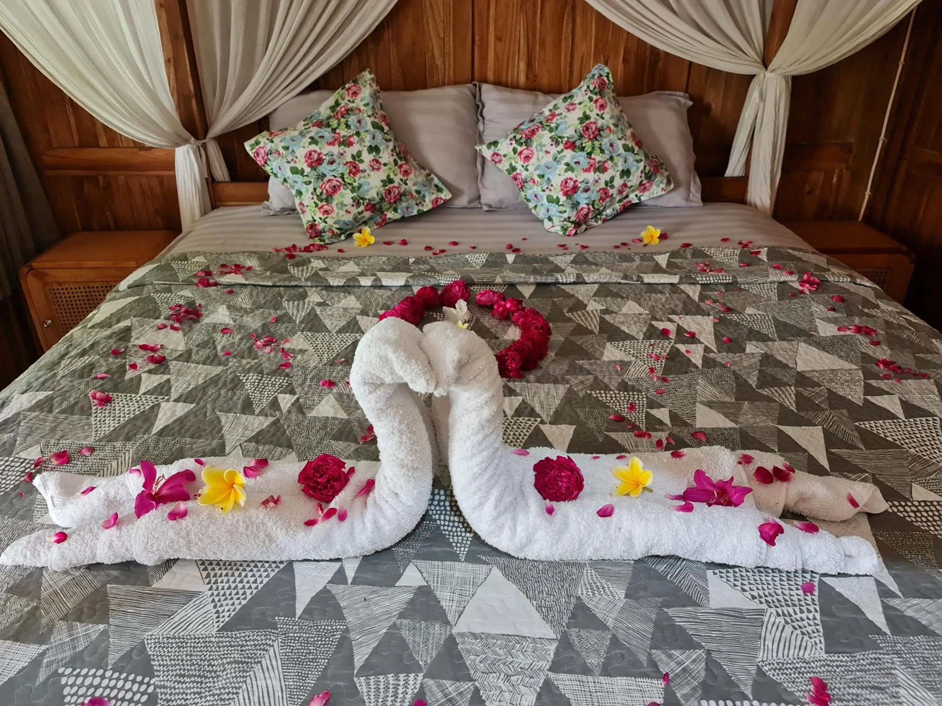 Bed in Villa Kayu Yogyakarta