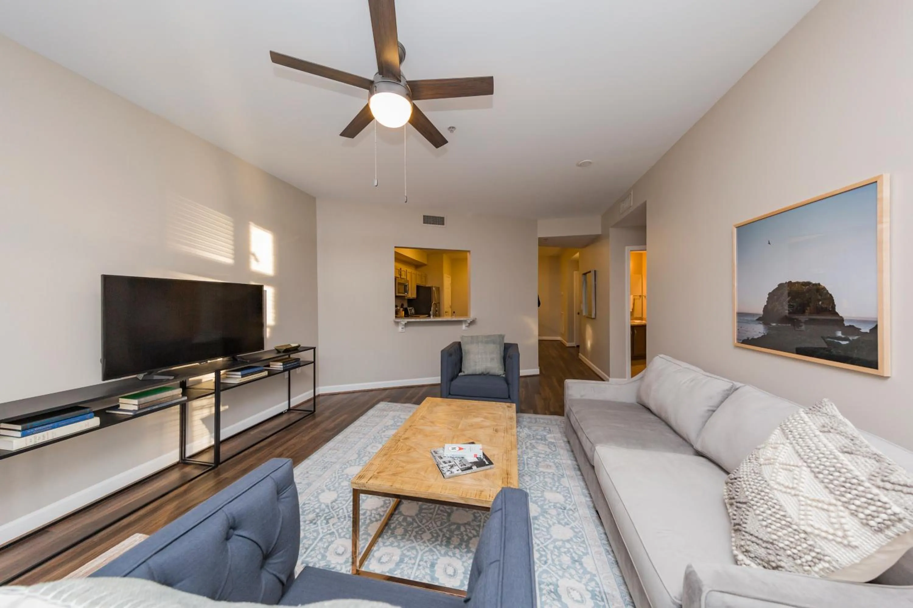 Mint House Nashville - Hillsboro Village