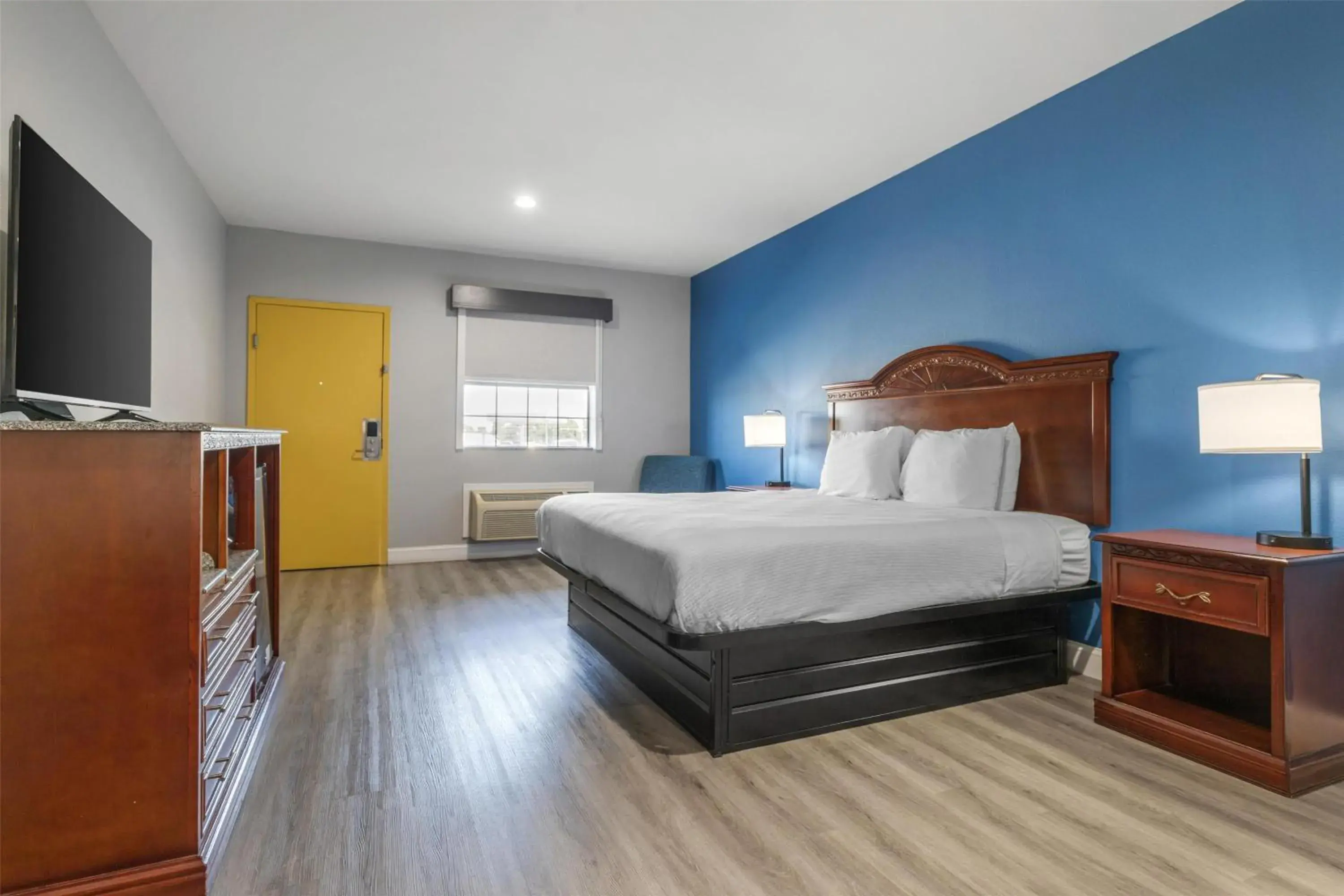 Bedroom, Bed in SureStay by Best Western McAlester Bedroom, Bed in SureStay by Best Western McAlester