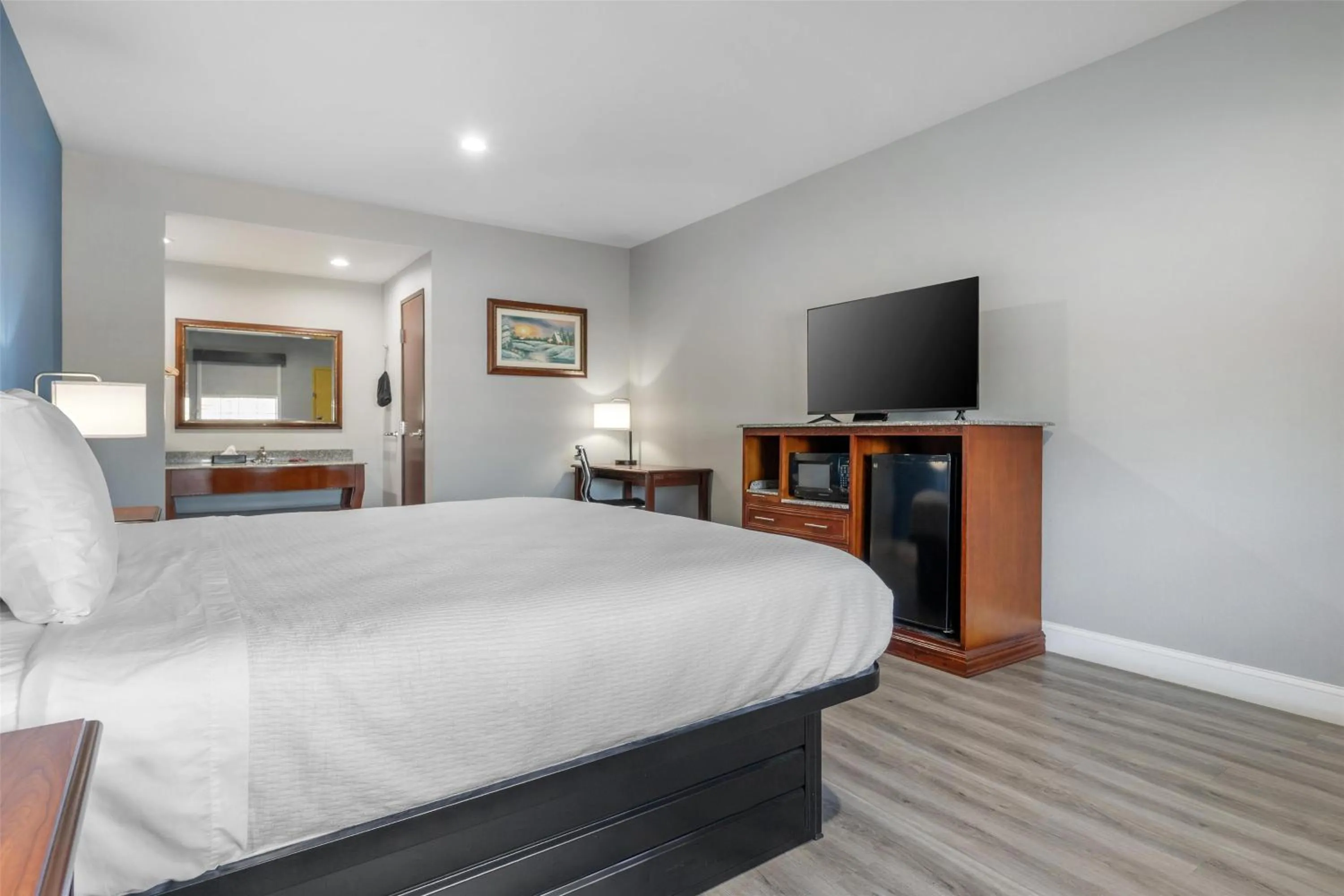 Bedroom, Bed in SureStay by Best Western McAlester