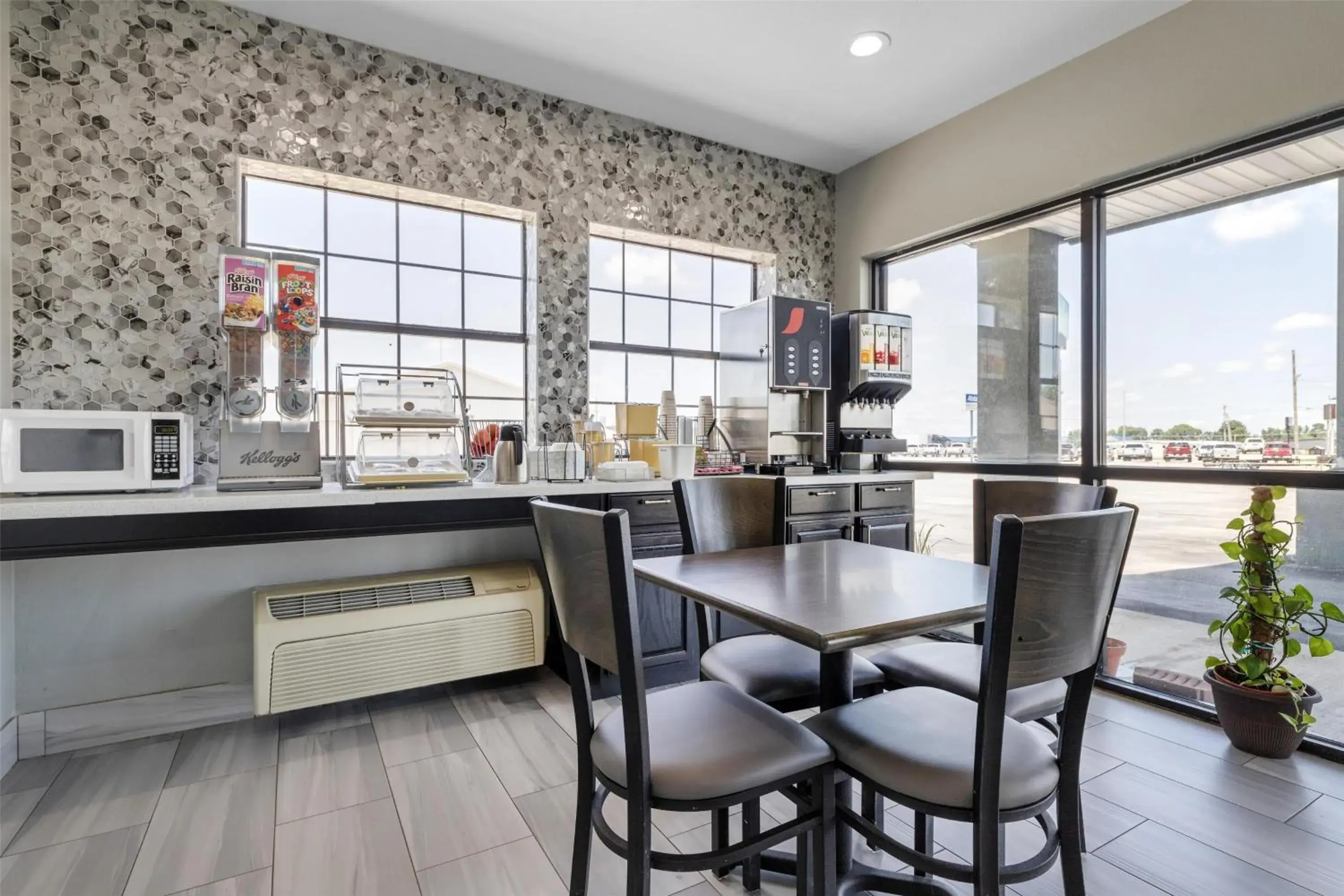 Restaurant/places to eat in SureStay by Best Western McAlester Restaurant/places to eat in SureStay by Best Western McAlester