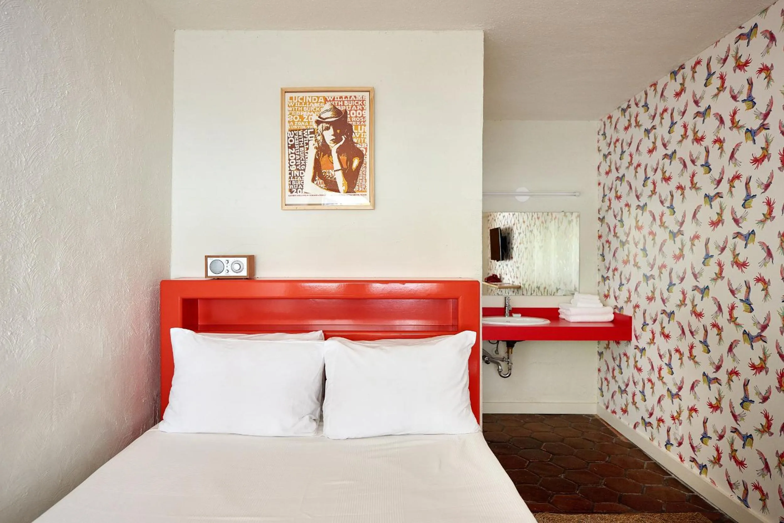 Bedroom, Bed in Austin Motel