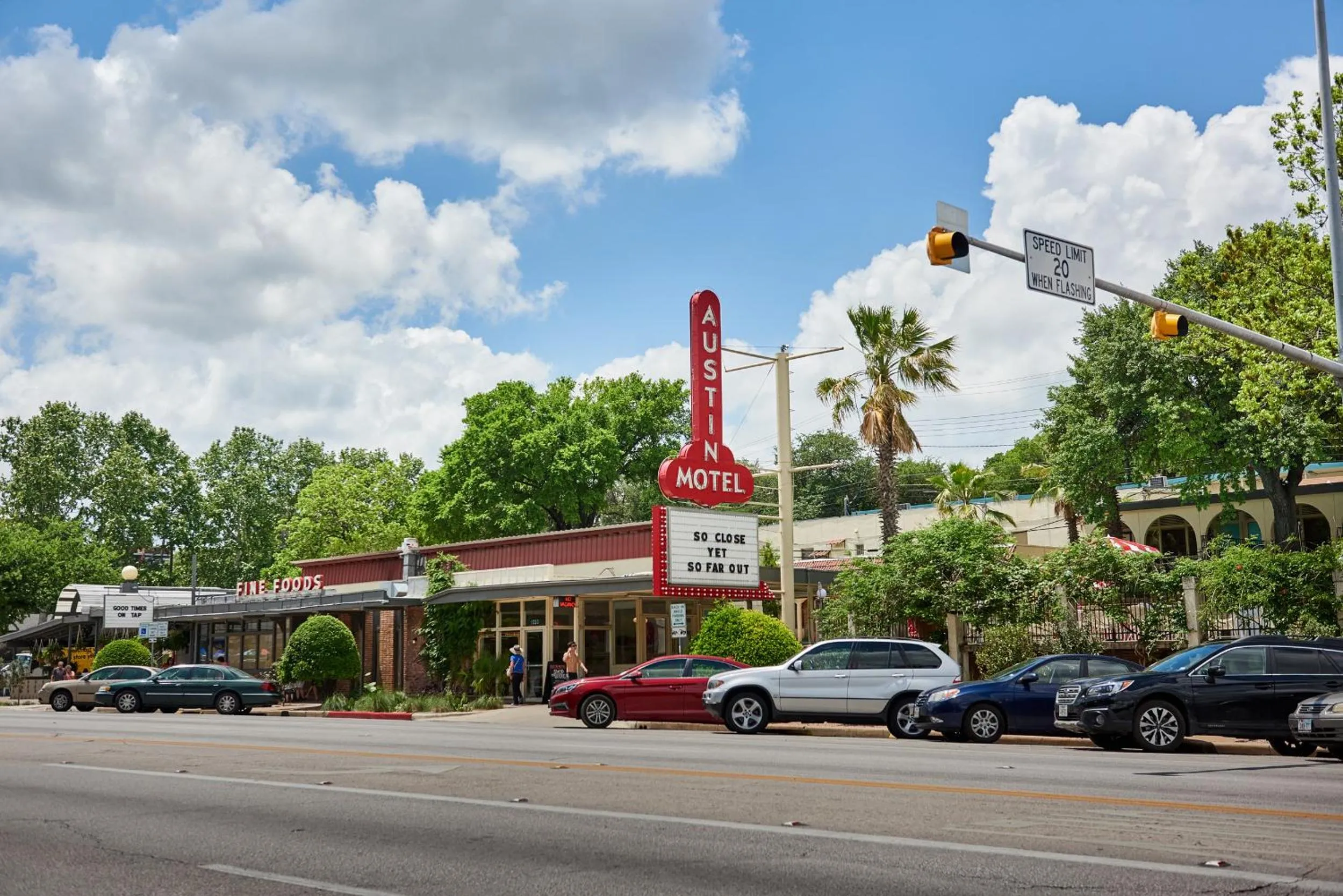 Facade/entrance in Austin Motel
