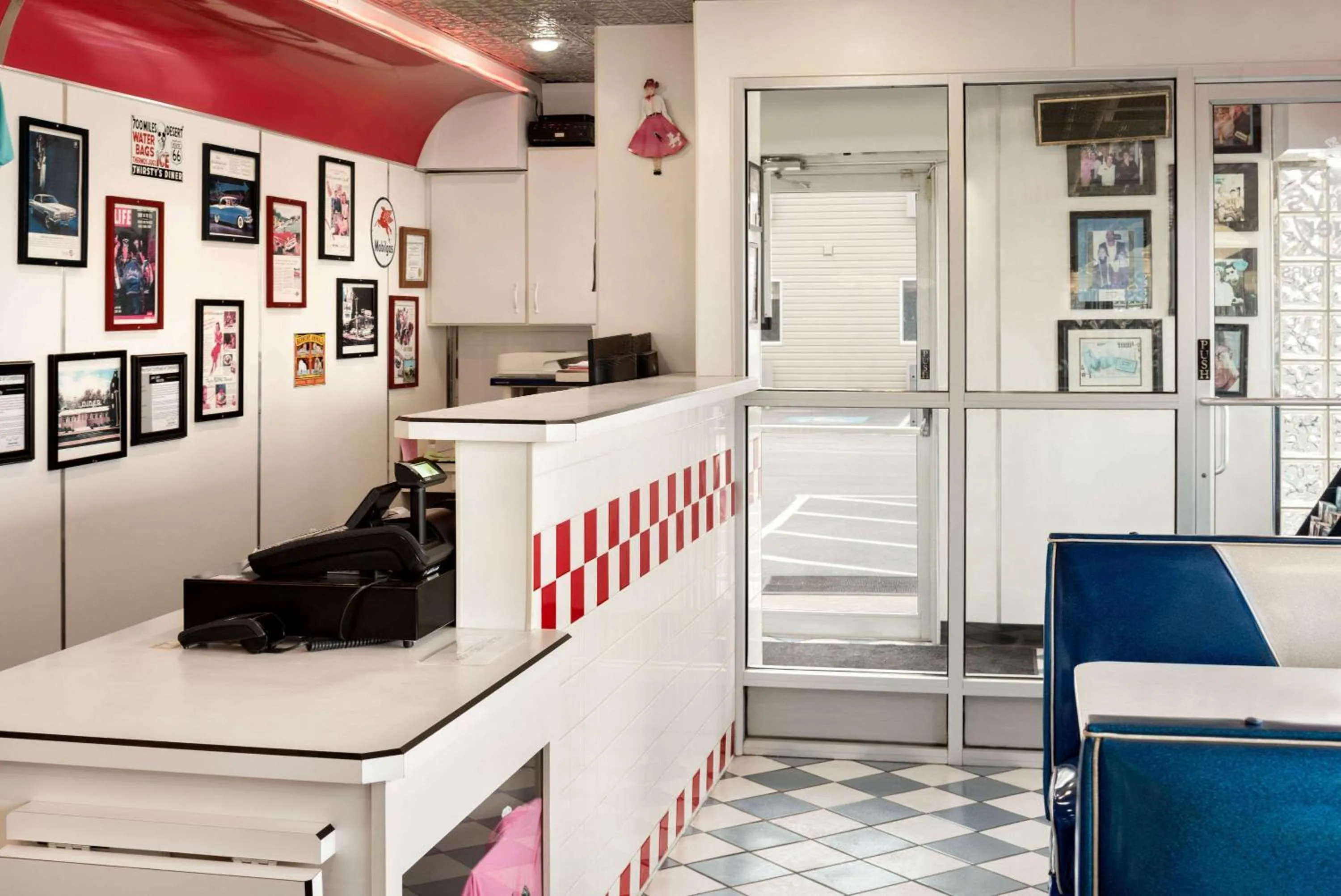 Lobby or reception in Travelodge by Wyndham Missouri Valley