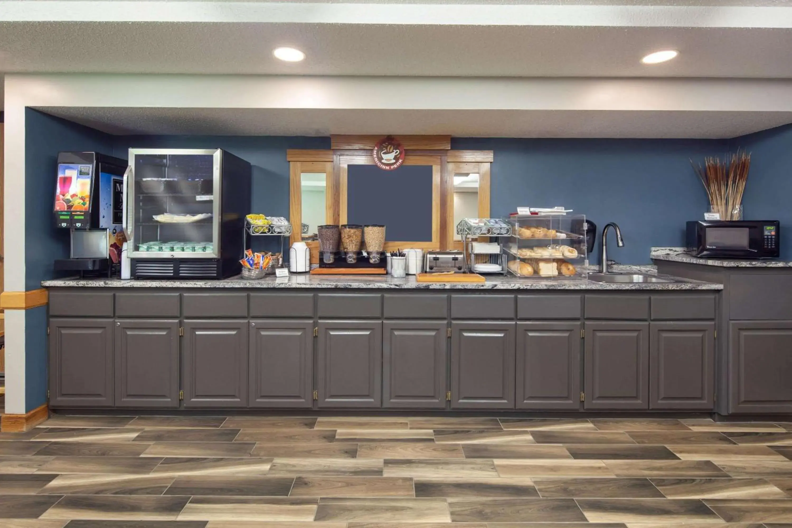 Restaurant/places to eat in AmericInn by Wyndham Northfield Restaurant/places to eat in AmericInn by Wyndham Northfield