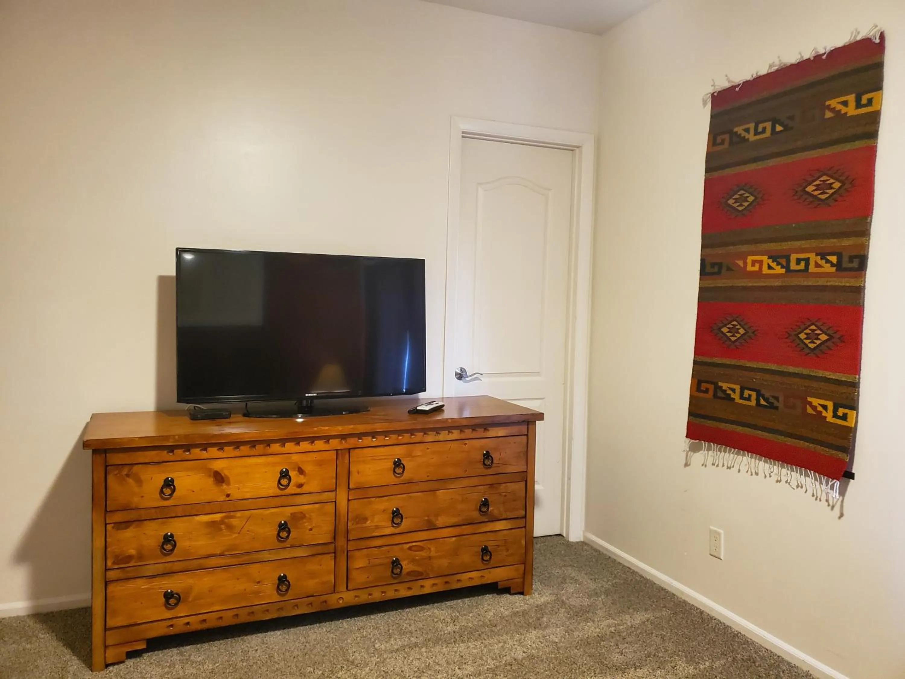 Photo of the whole room in Red Rock Luxury