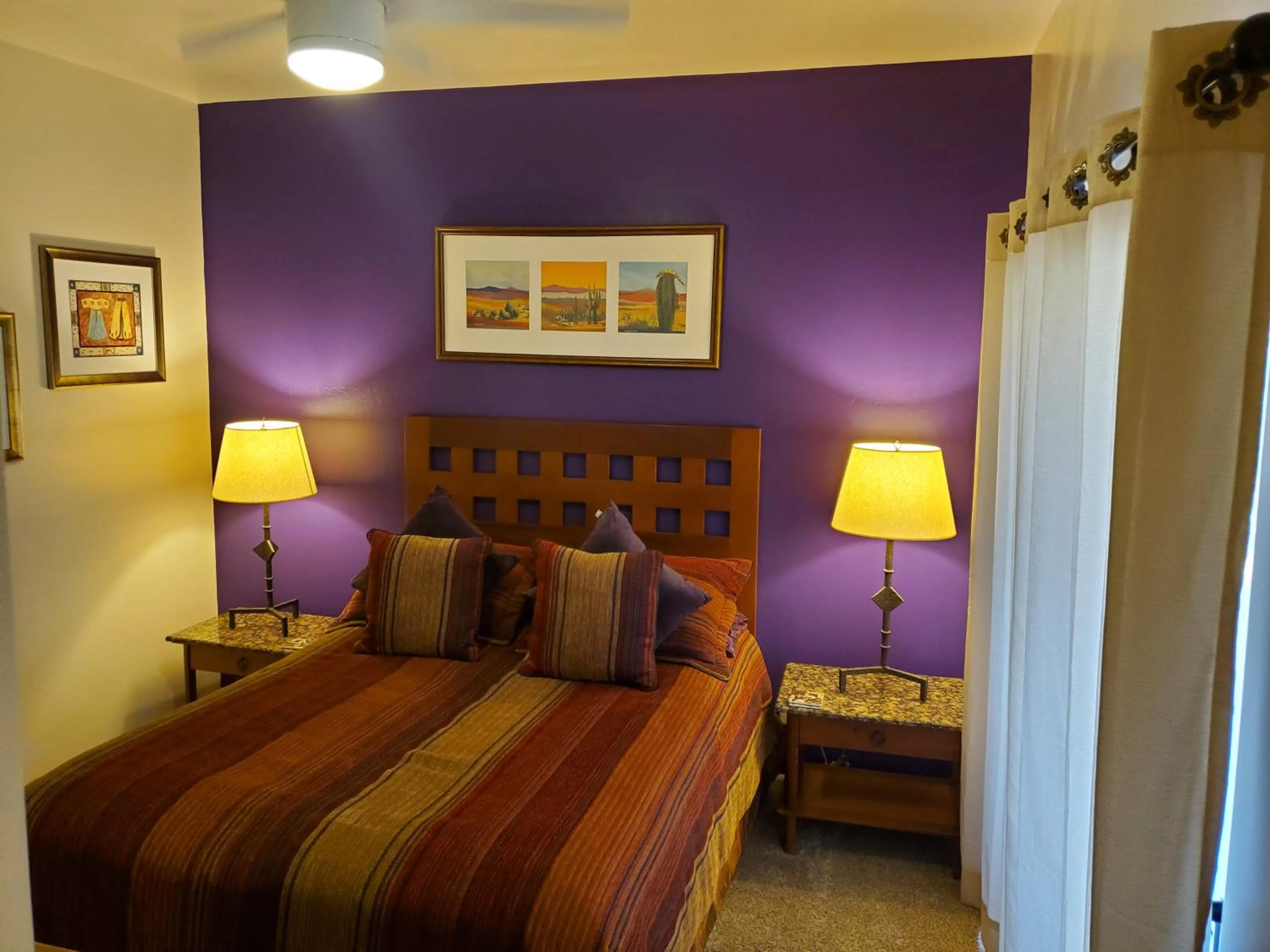 Bedroom, Bed in Red Rock Luxury