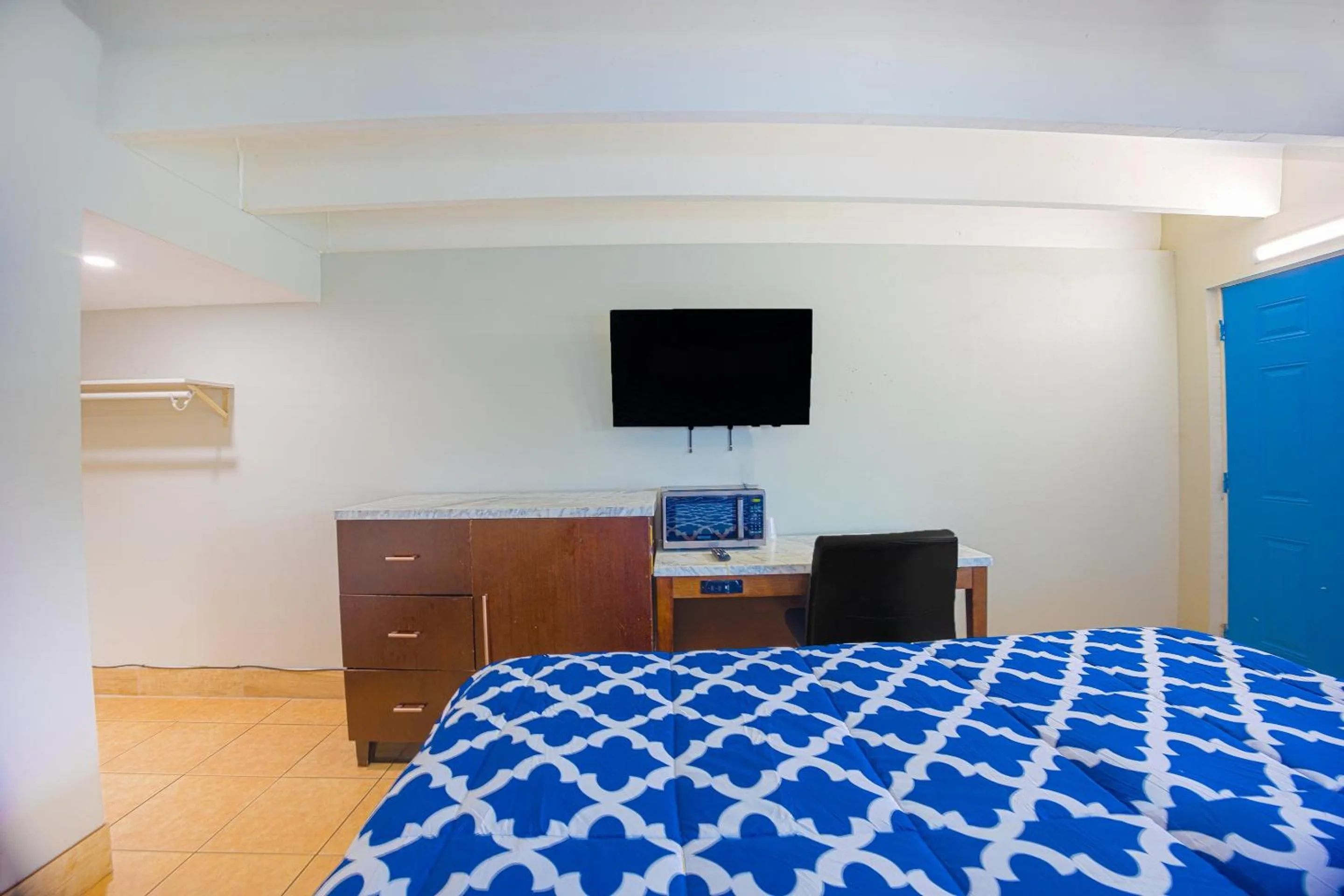 Bedroom, Bed in Aladdin Motel By OYO Merritt Island