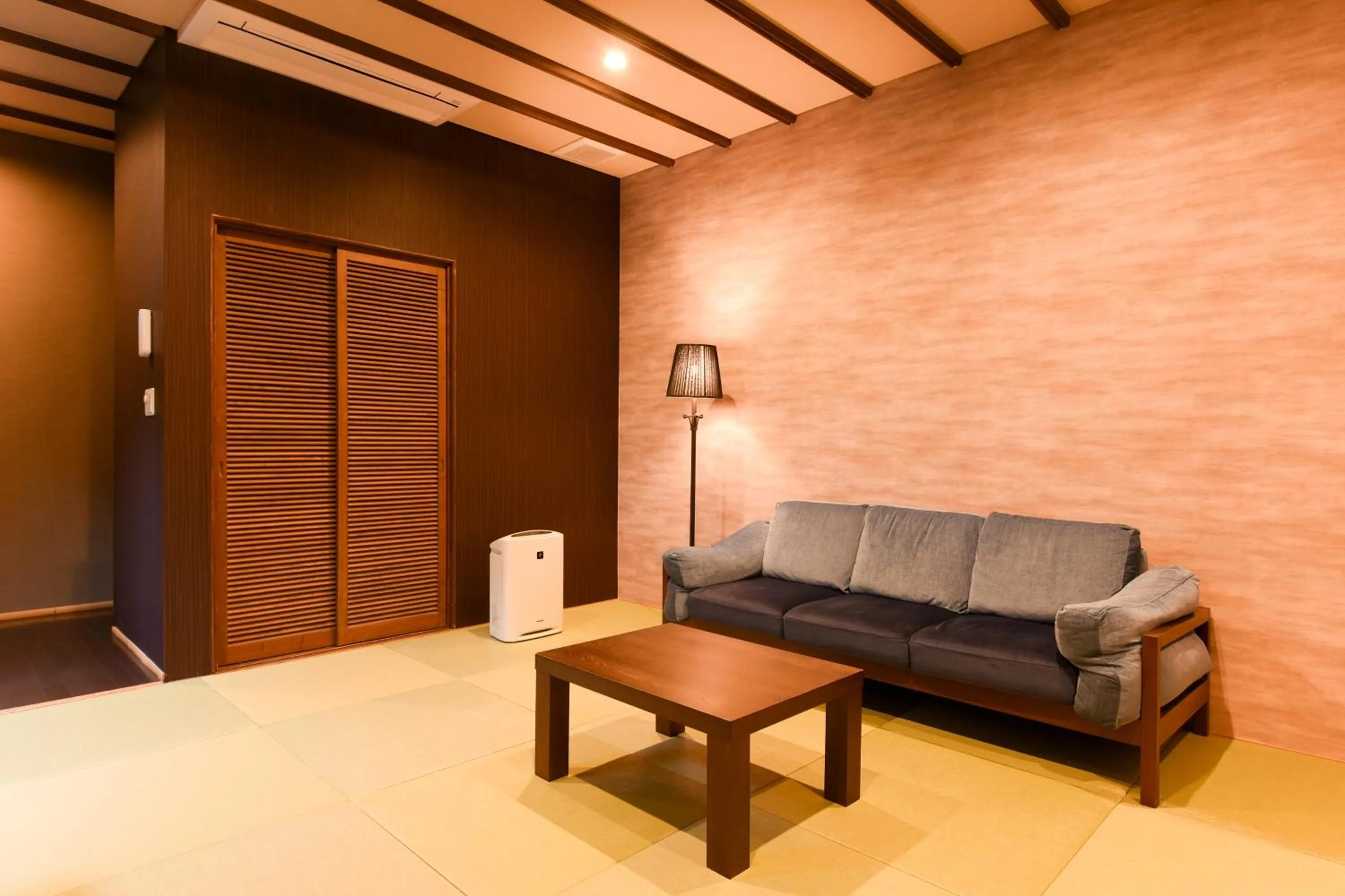 Living room in Kotengu Sanroji