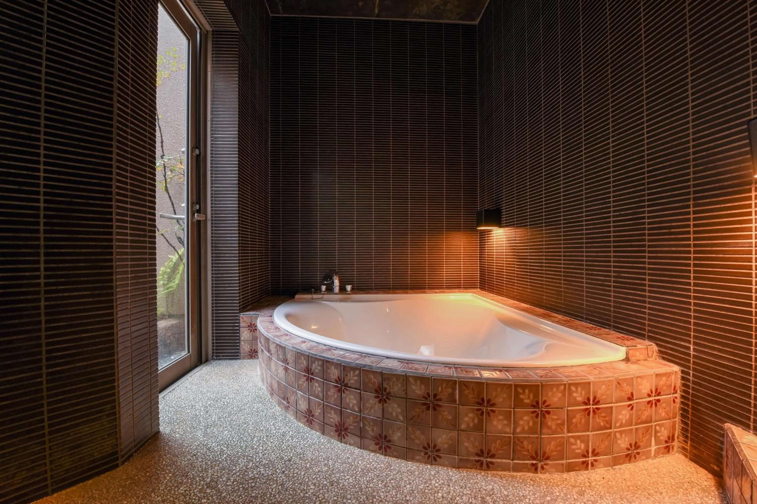 Hot Spring Bath in Kotengu Sanroji