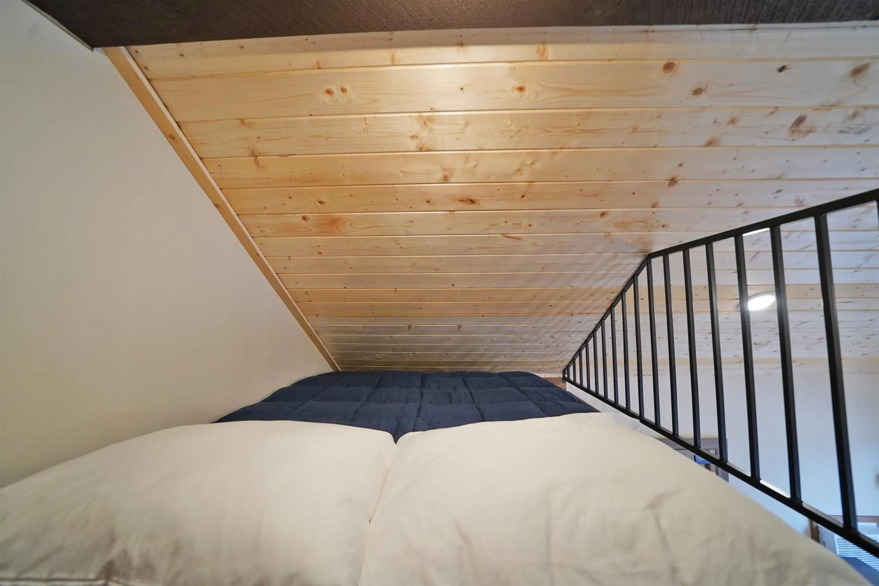 Bed in Gooseberry Lodges Zion National Park Area