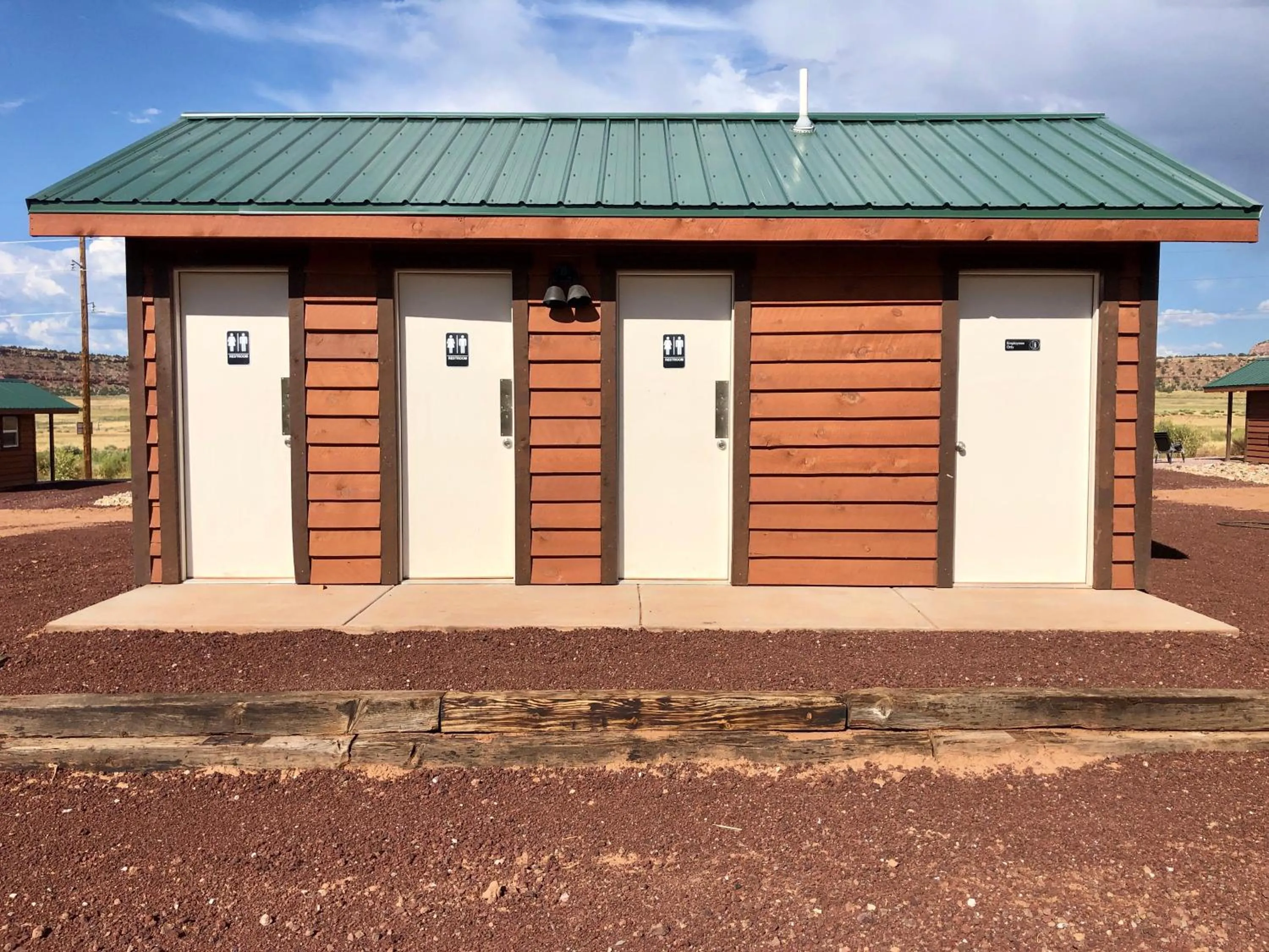 Public Bath in Gooseberry Lodges Zion National Park Area