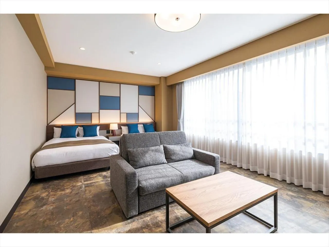 Photo of the whole room in HOTEL SHINPOIN OSAKA