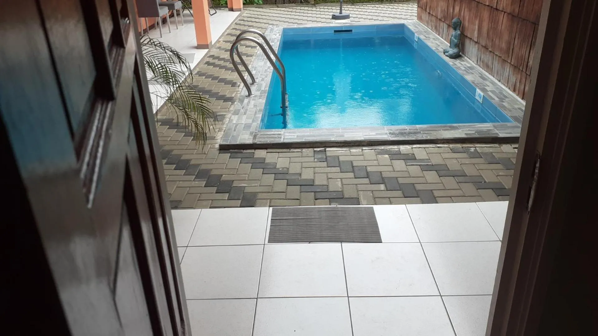 Swimming pool in Max Garden and Pool