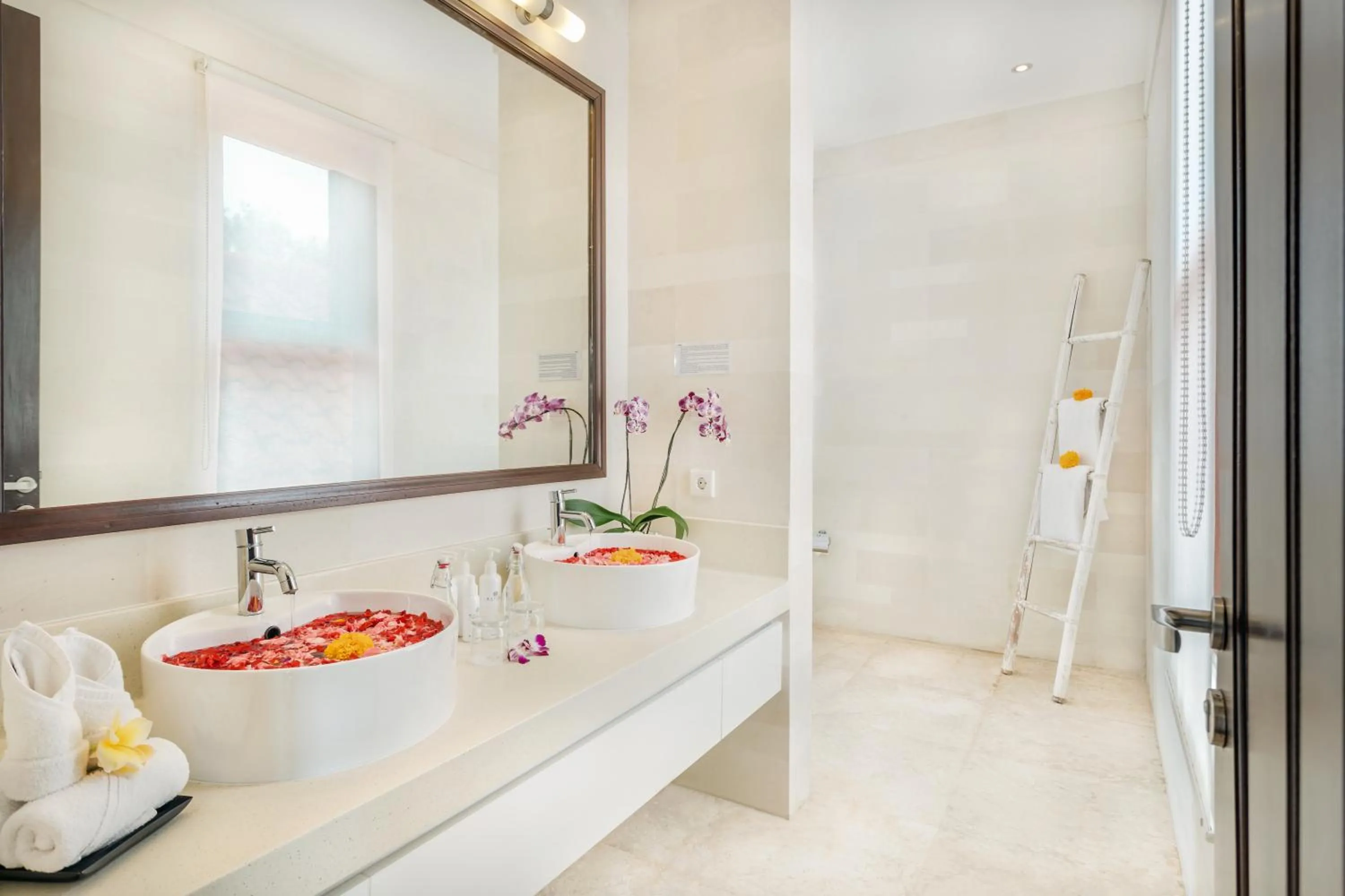 Bathroom in Villa Bali Blue