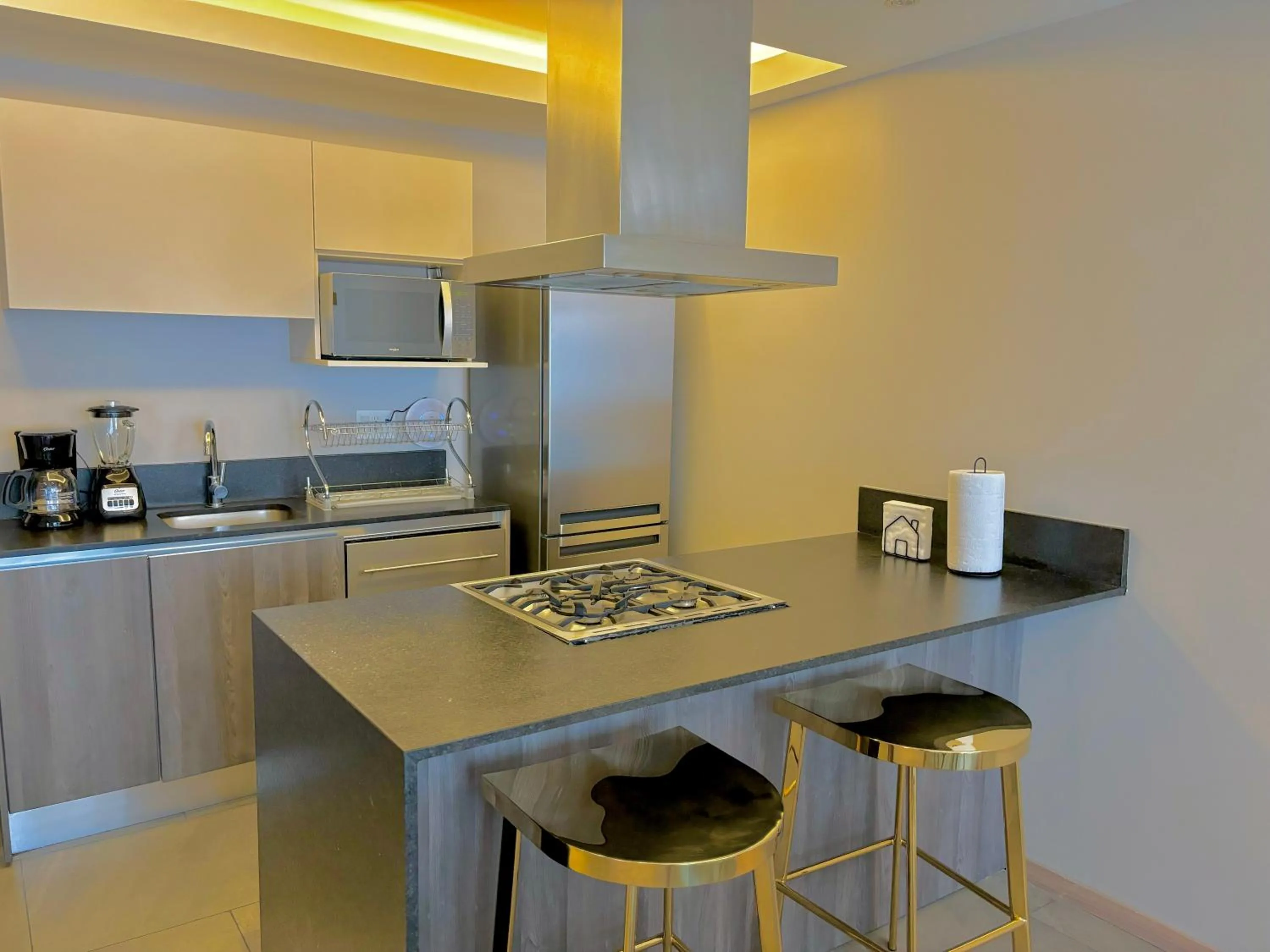 Kitchen or kitchenette in Park Life Paradox Santa Fe