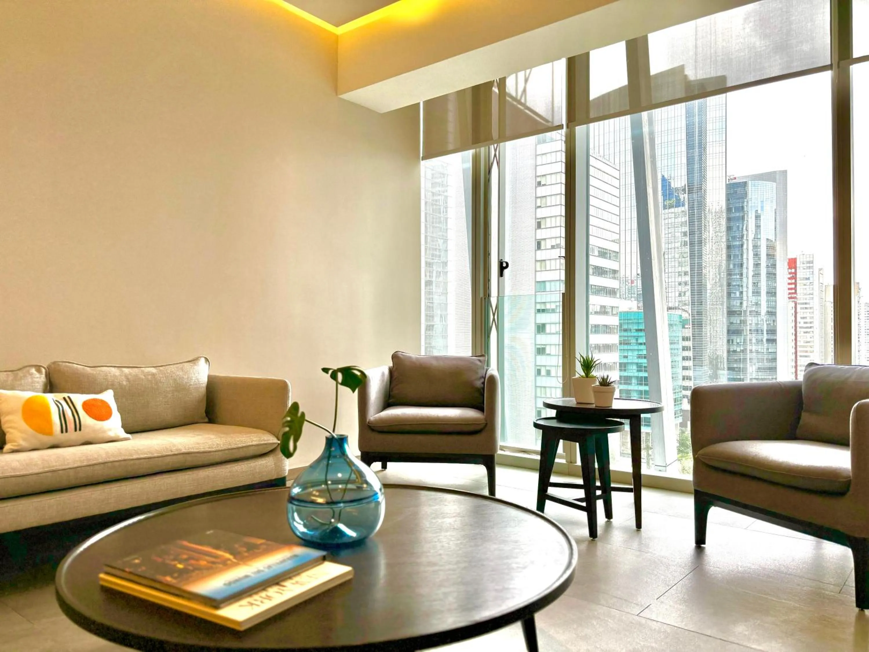 Living room in Park Life Paradox Santa Fe